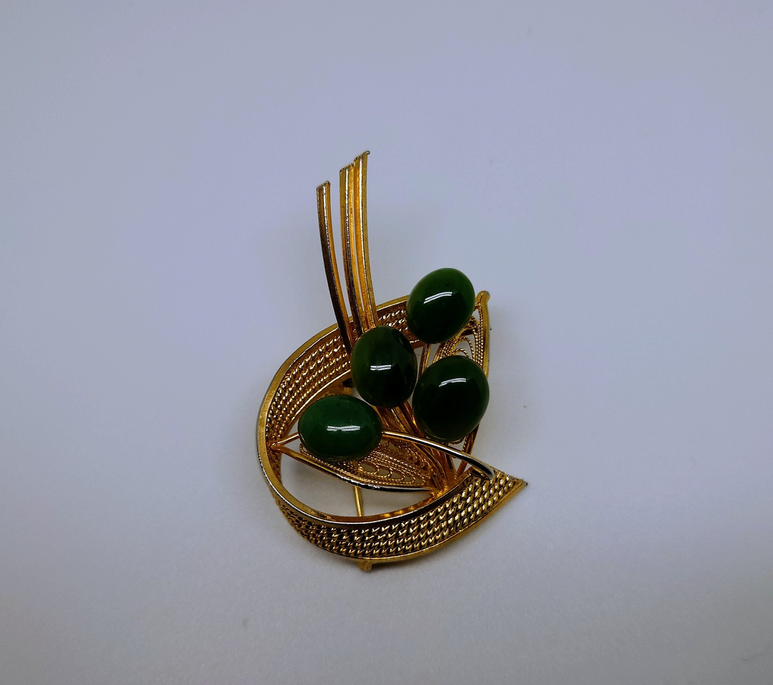 Vintage Brooch Scottish Style Gold Tone Metal Moss Agate Pin  Costume Jewellery Jewelry Art Stylised Brooch Pin