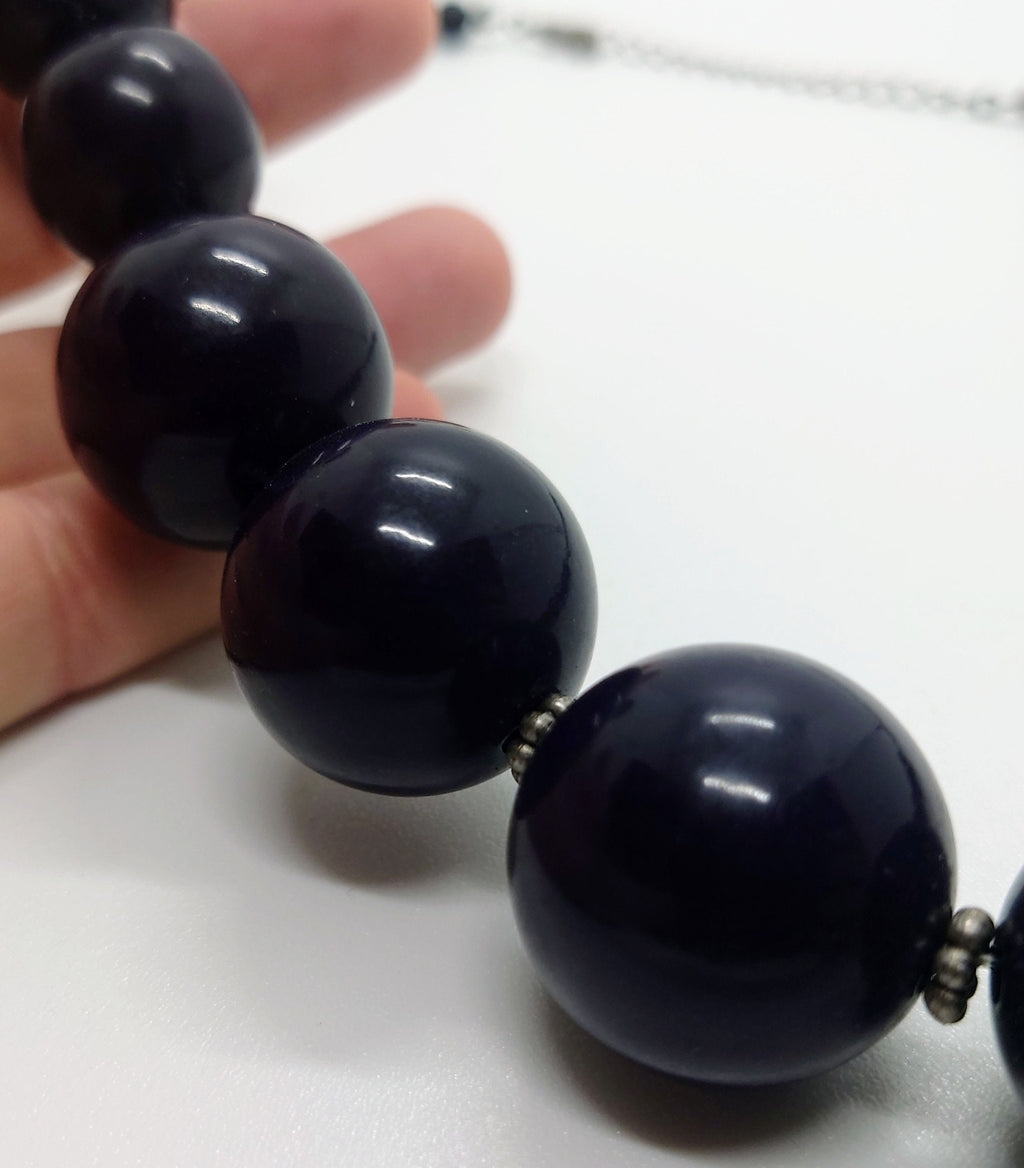 Vintage Lucite Black/dark purple Beaded Necklace Graduated Retro Bead Long Chunky Necklace Costume Jewellery Jewelry