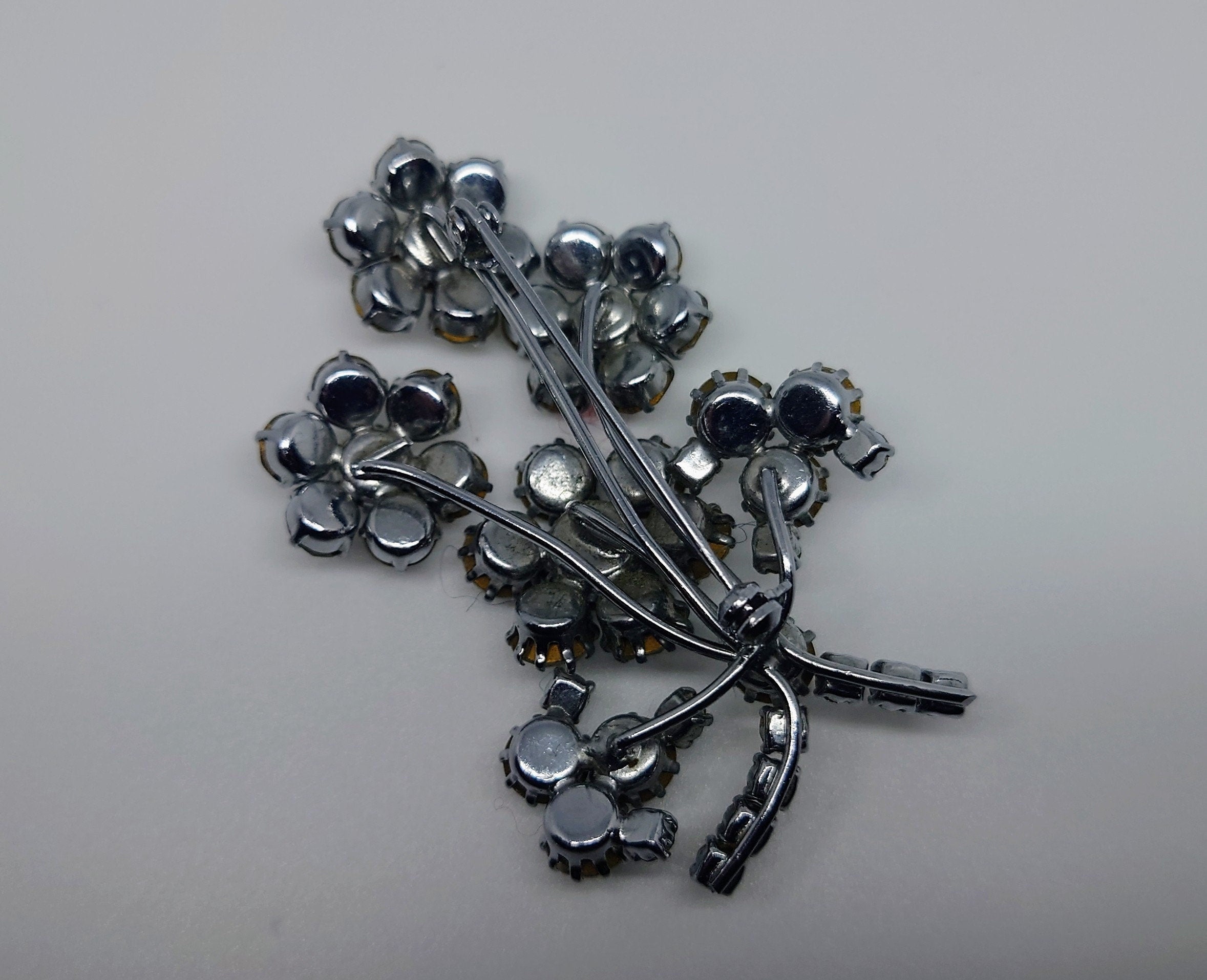 Vintage Floral Brooch Diamante Rhinestone Clear Diamond  Faux Silver Costume Jewellery Jewelry Pin Decorative Flower pin Brooch