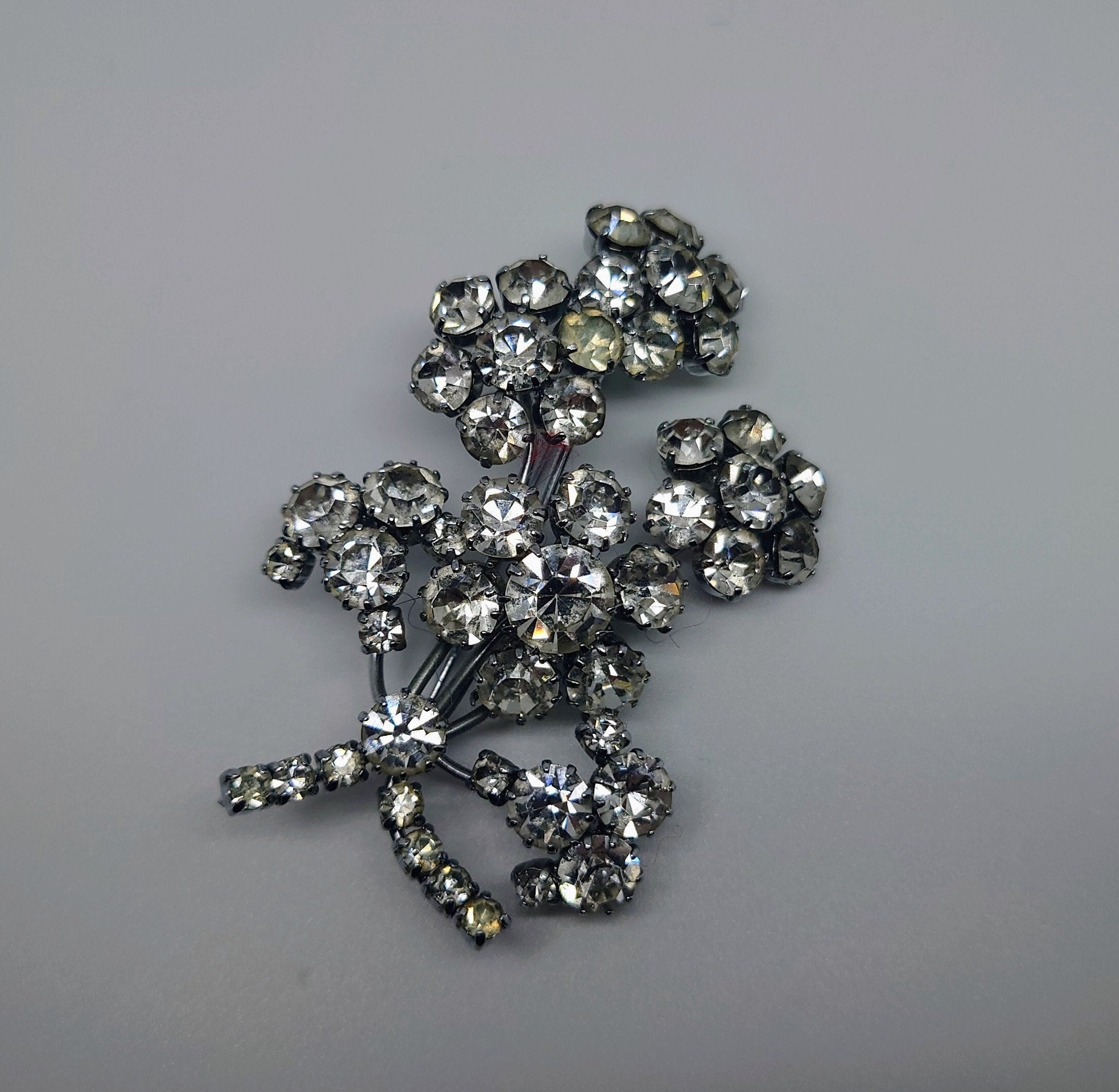 Vintage Floral Brooch Diamante Rhinestone Clear Diamond  Faux Silver Costume Jewellery Jewelry Pin Decorative Flower pin Brooch