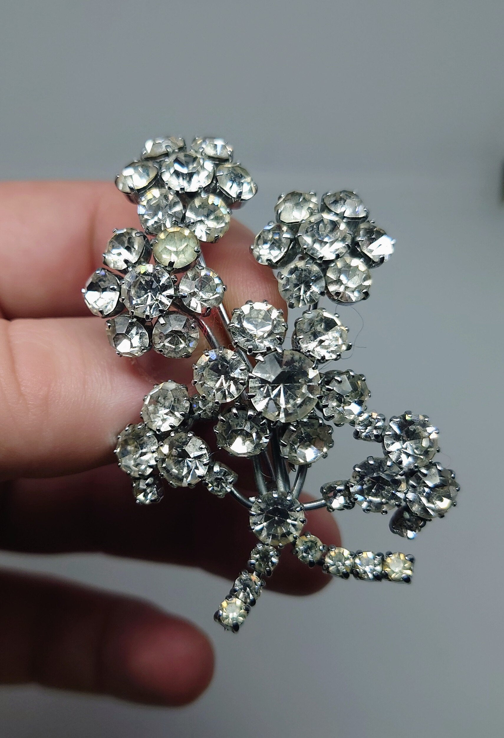 Vintage Floral Brooch Diamante Rhinestone Clear Diamond  Faux Silver Costume Jewellery Jewelry Pin Decorative Flower pin Brooch