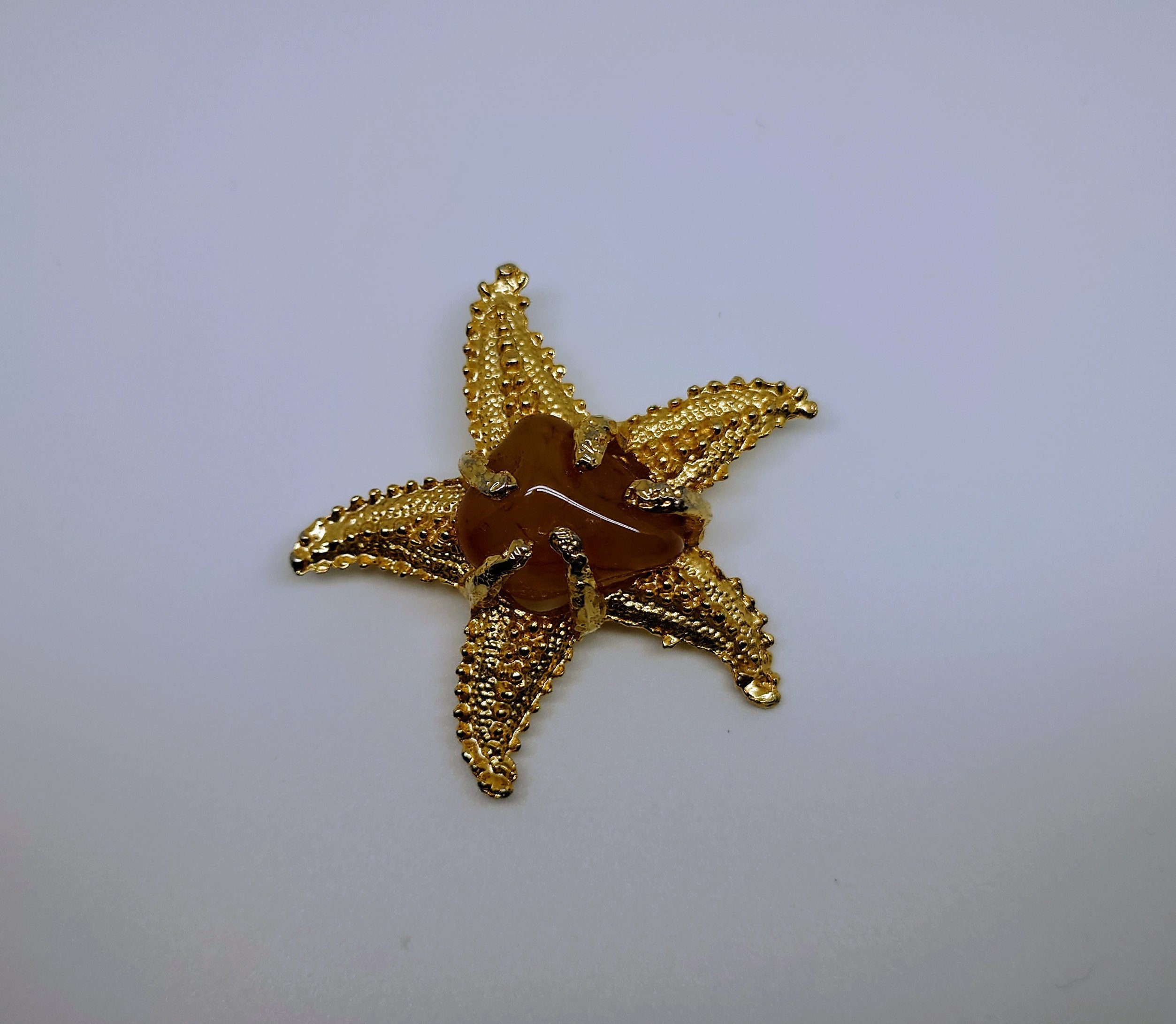 Vintage Starfish Brooch Pin Novelty Gold tone Amber Agate Style Stone Satfish Sea Animal Life Novelty Pin Brooch Costume Jewellery