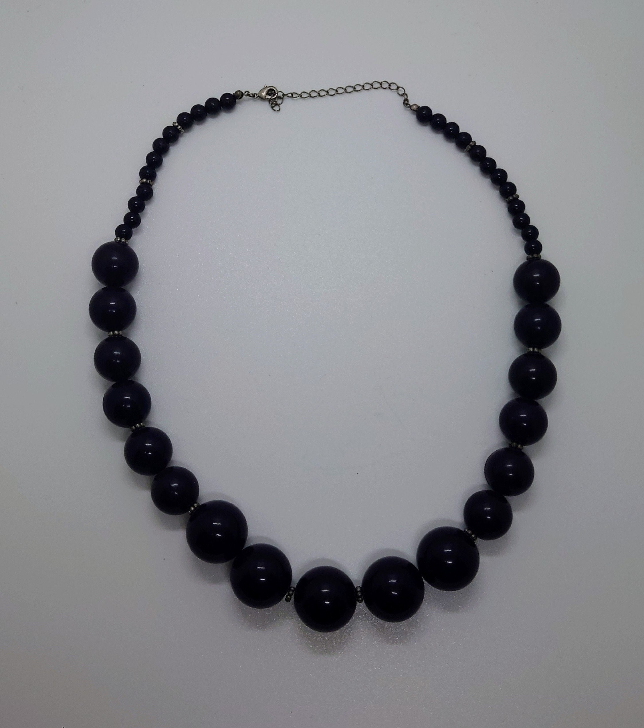 Vintage Lucite Black/dark purple Beaded Necklace Graduated Retro Bead Long Chunky Necklace Costume Jewellery Jewelry