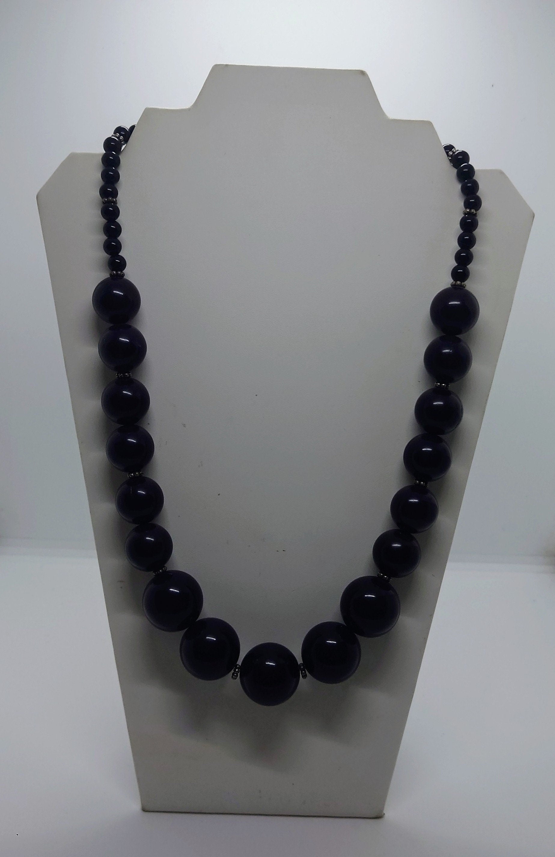 Vintage Lucite Black/dark purple Beaded Necklace Graduated Retro Bead Long Chunky Necklace Costume Jewellery Jewelry