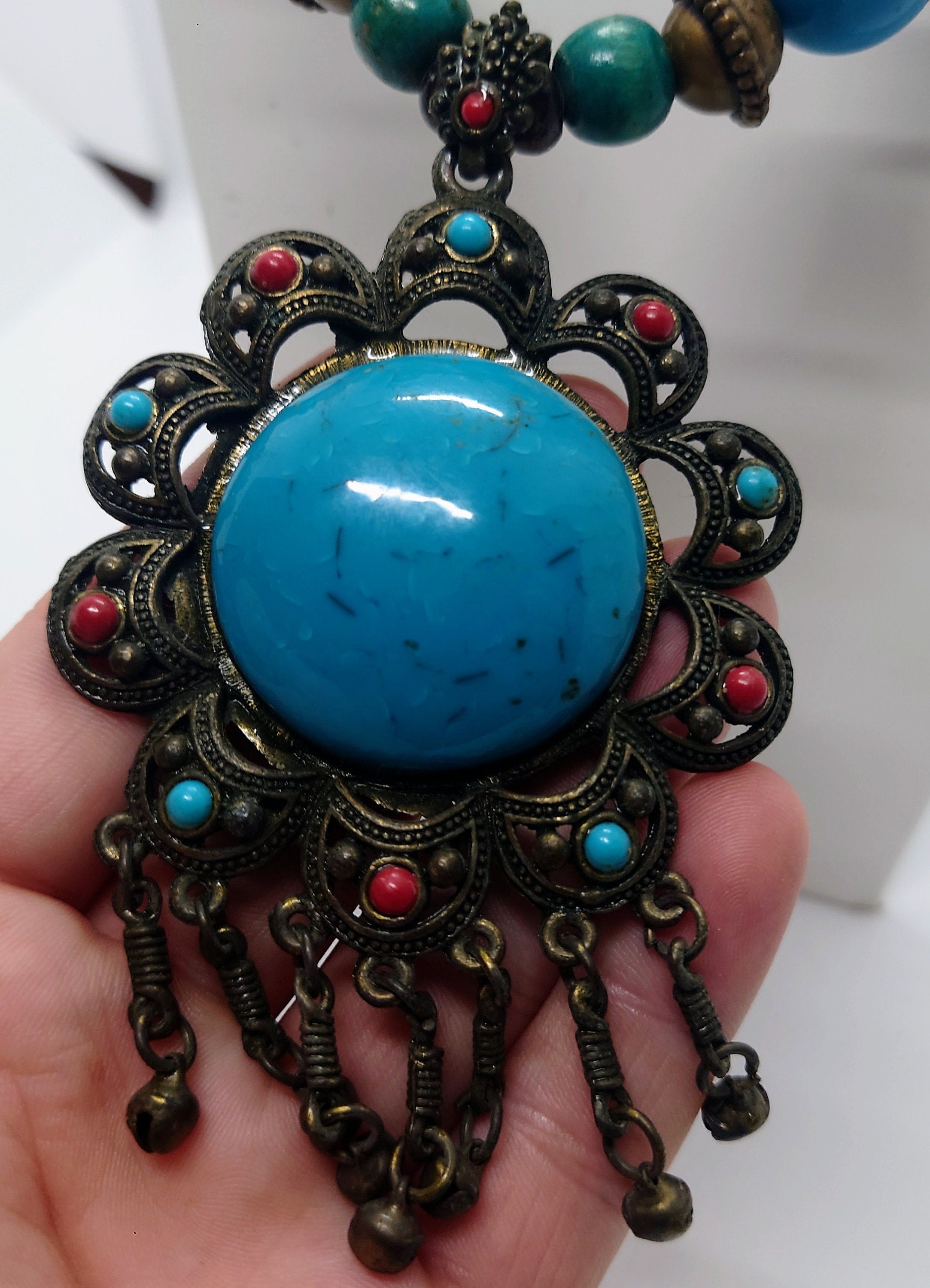Vintage Blue and Pendant Vintage Necklace Lucite and Metal Bead Lucite Pendant Costume Jewellery Jewelry Boho Chunky Pendant Necklace
