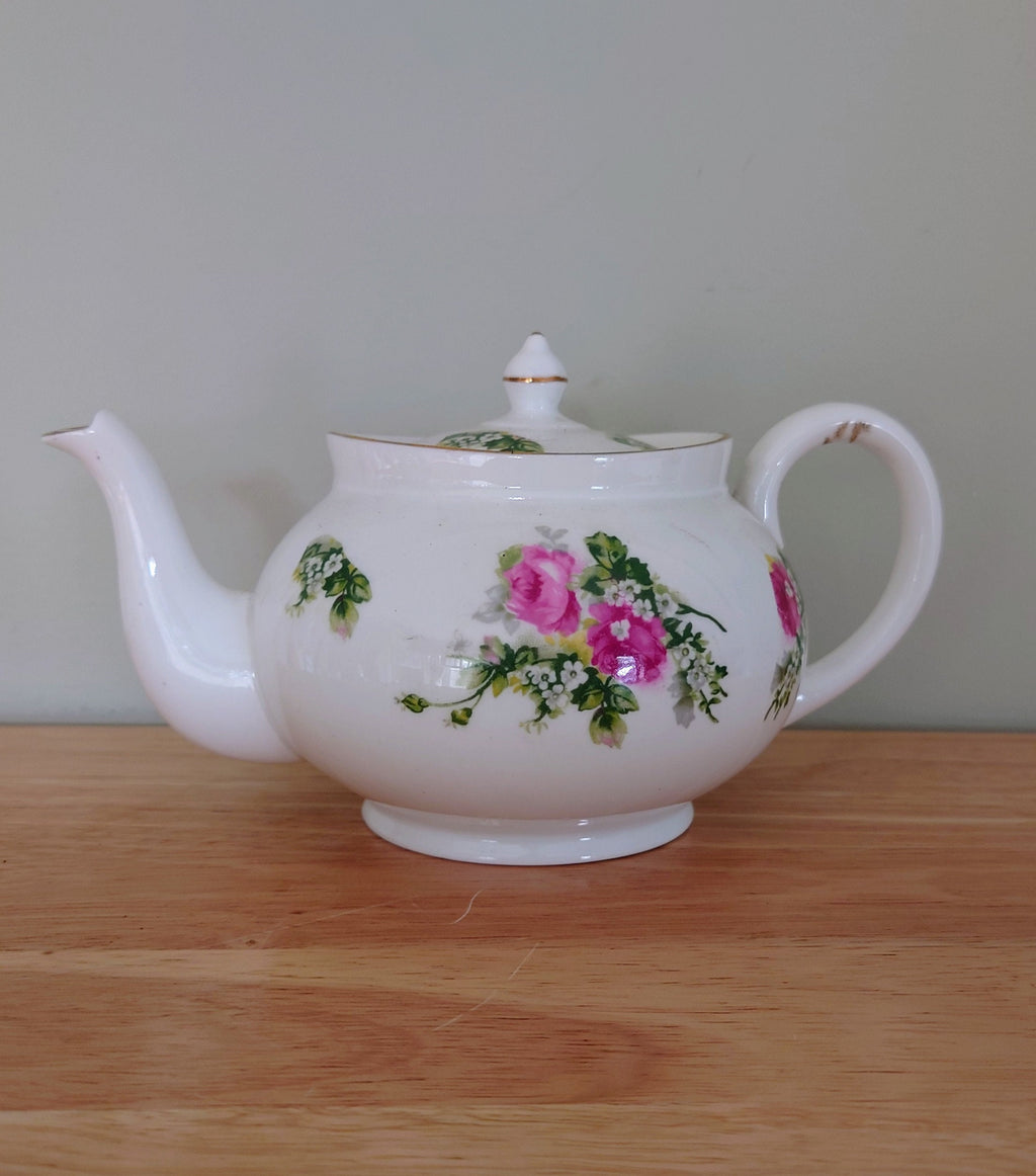 Vintage Teapot Novelty Aynsley Porcelain Pink Rose Ceramic Floral Cottage Chic Teapot Country Garden Flowers Teapot Collection