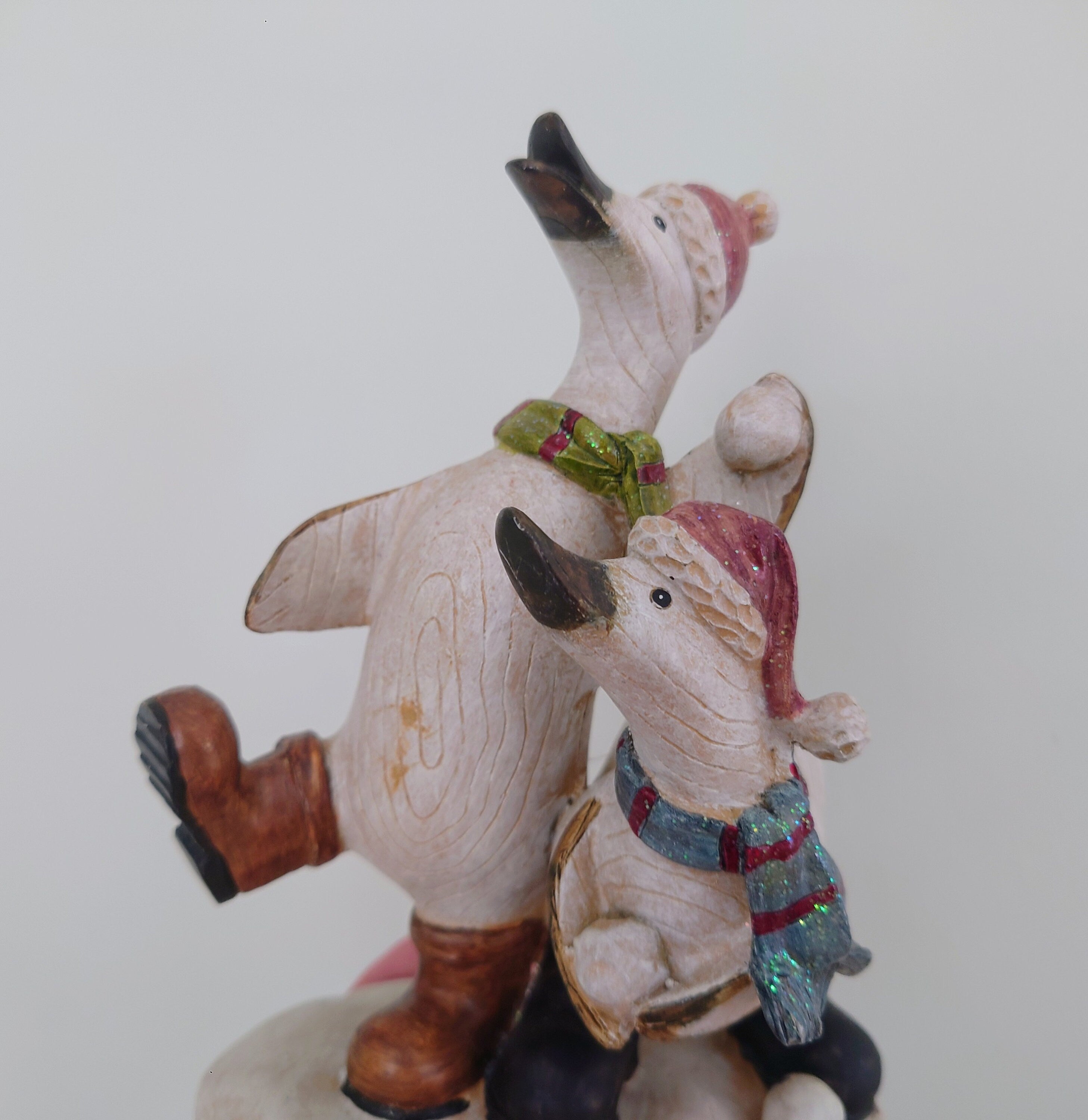Christmas Vintage Duck Pair Figurine Kitsch Duck sculpture Farmyard Animal Kitchen Décor Country Cottage Resin Duck Miniature Ornament