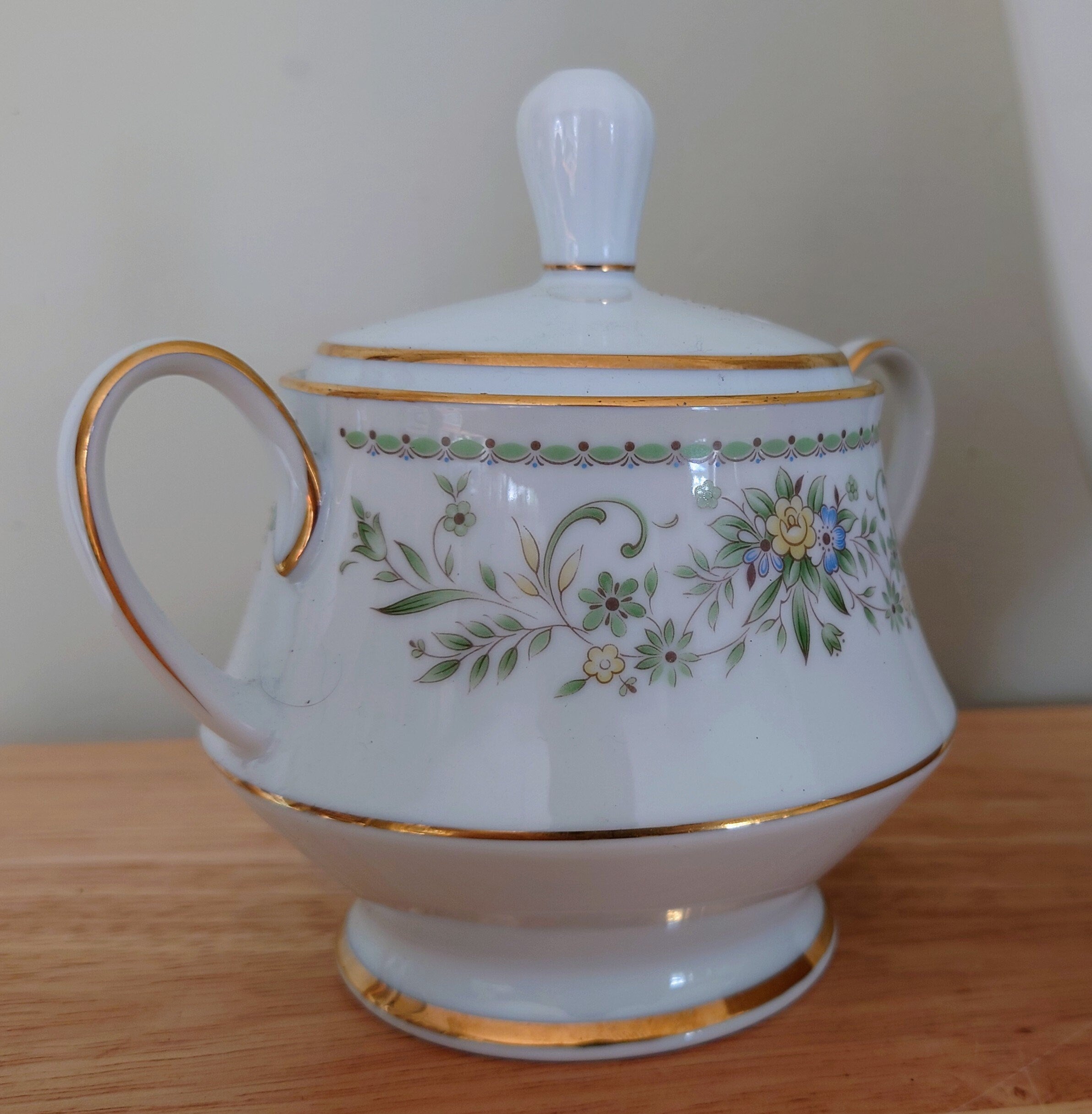 Vintage Teapot/ Coffee Pot and Sugar Bowl White Porcelain Afternoon Tea Party Noritake Green Hill china white teapot Collectable Glazed