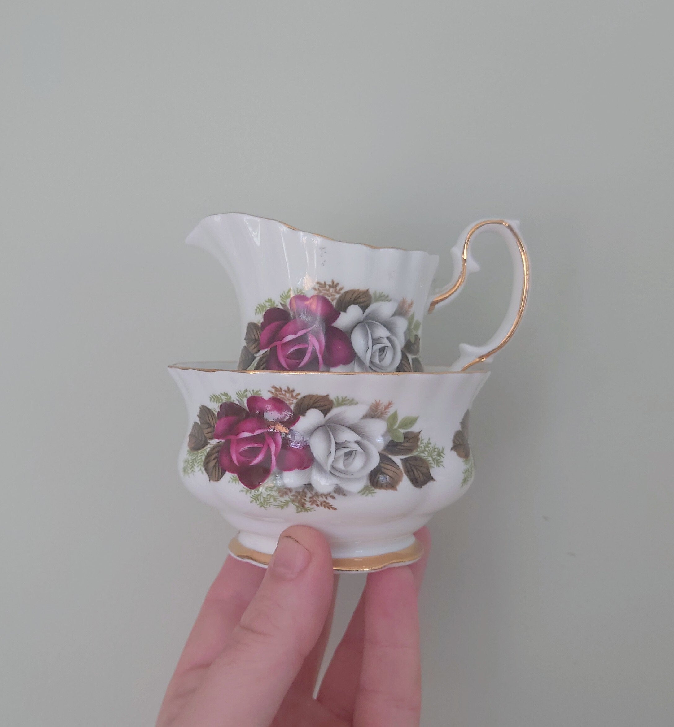 Vintage Milk Jug and Sugar Bowl Creamer Set of 3 Fine Bone China Made in England Blue and White Porcelain Afternoon Tea Gold Gilt Red Floral