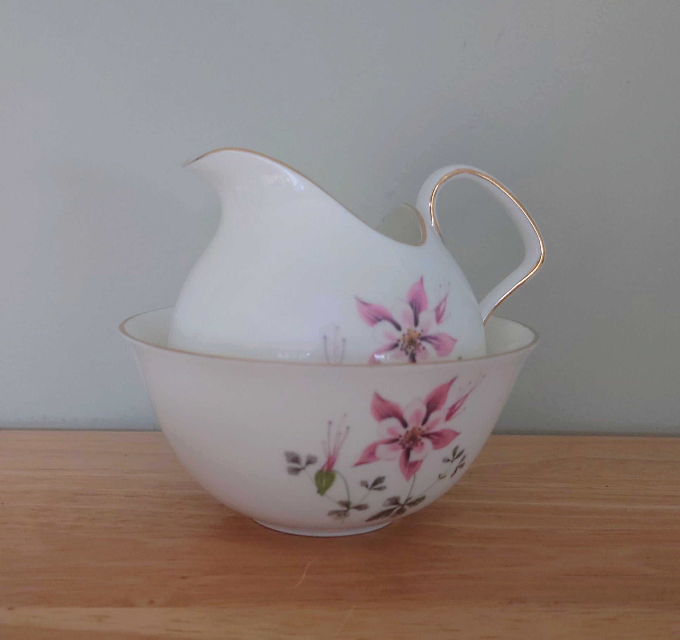 Vintage Milk Jug and Sugar Bowl foley bone china Columbine Fine Bone China Made in England Blue and White Porcelain Afternoon Tea Gold Gilt