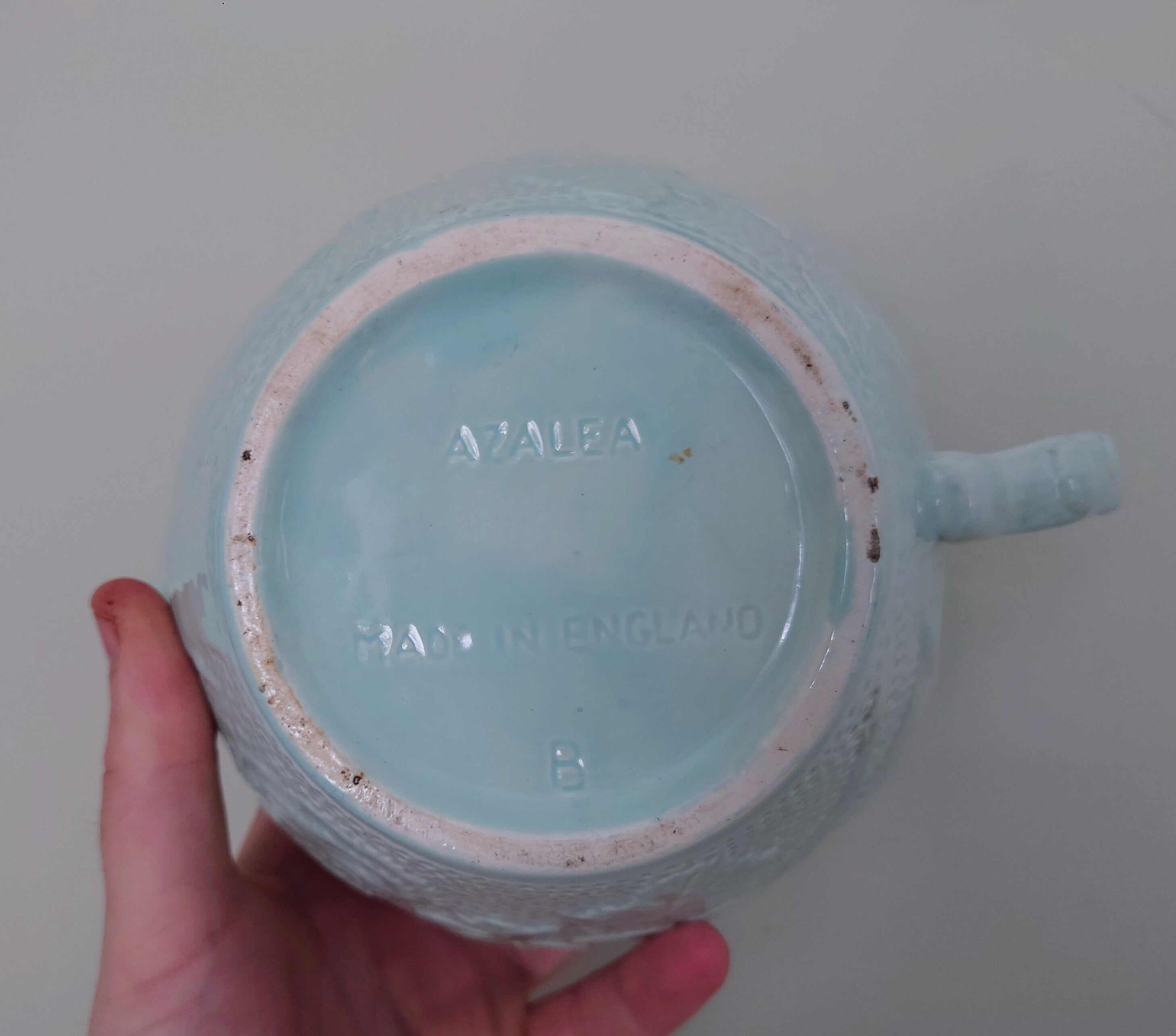 Vintage Blue and White Teapot Novelty Decorative Ornamental Azalea teapot Ceramic Teapot Round Chinese Dragon Design  Hand Painted Asian Tea