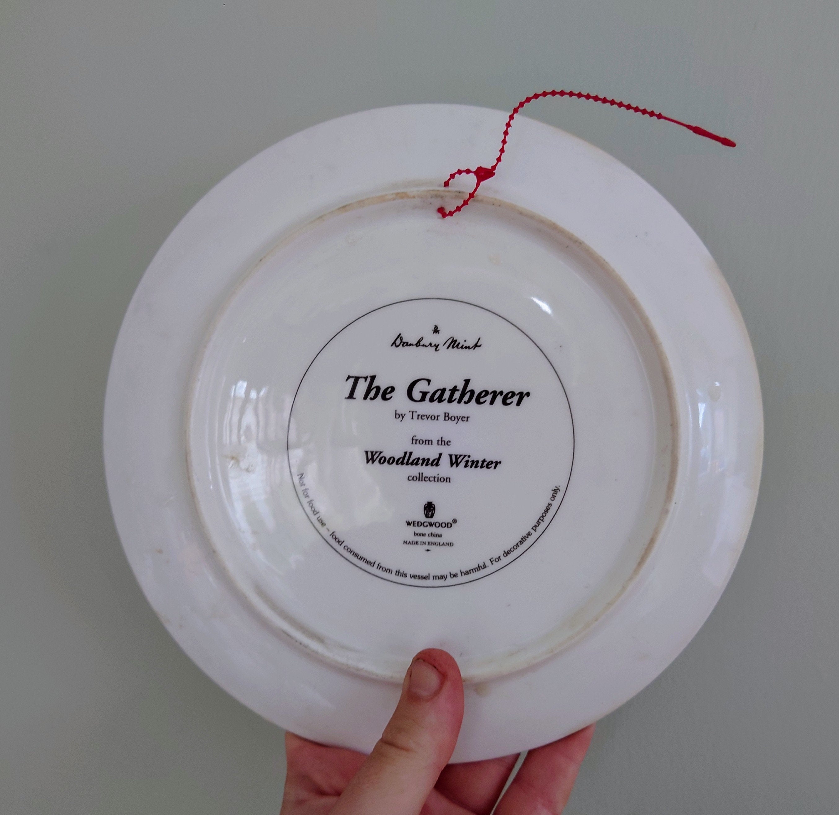 Collectable Bird Plate Porcelain  'The Gatherer' Wedgwood 'woodland Winter' Bone China Decorative Ornamental Plate 'Woodland Winter'