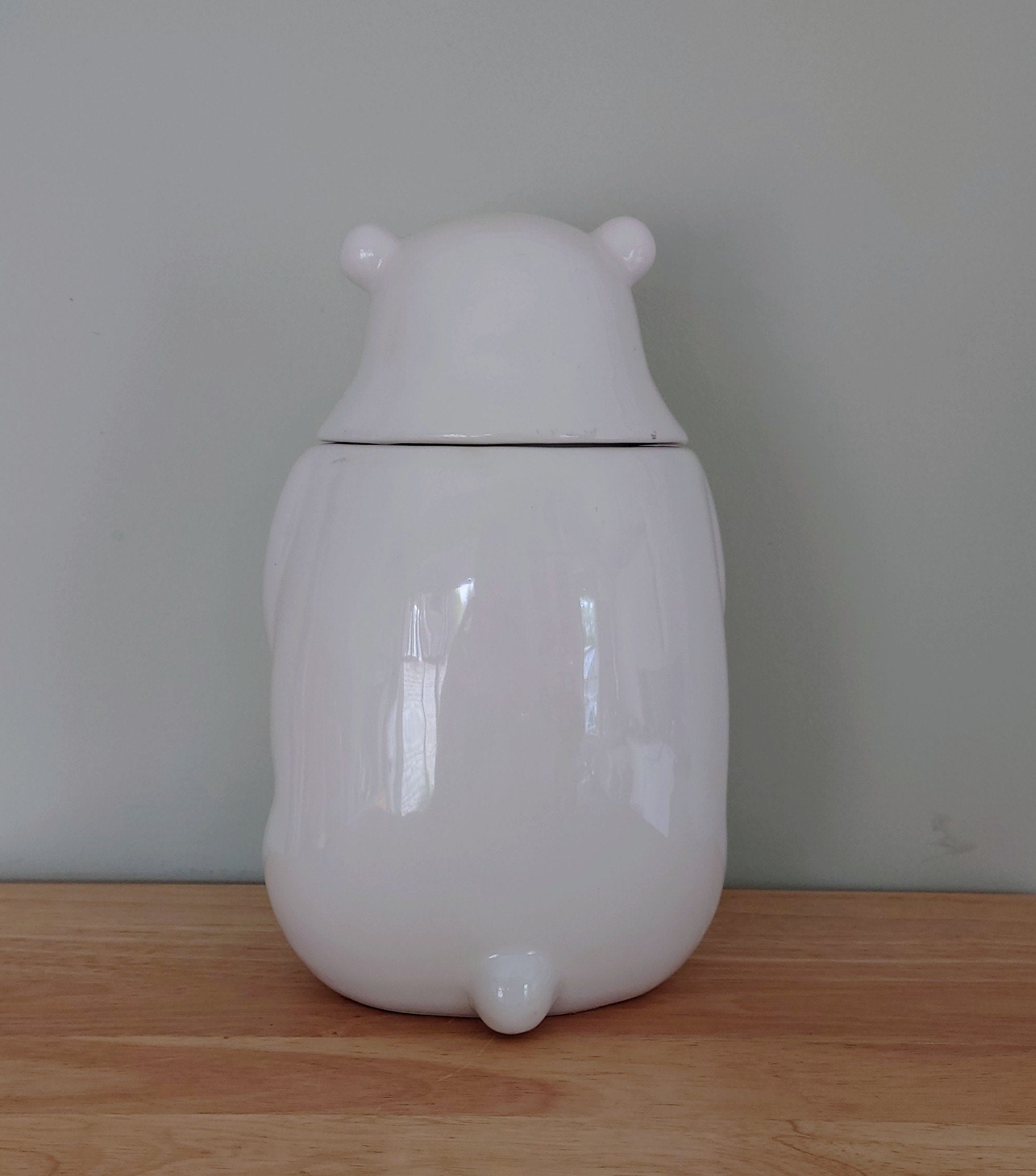 Vintage Bear Cookie Jar Biscuit Jar  kitsch kitchen McVities Iced Gems White Polar Bear Novelty Biscuit Barrel Cookie Storage Jar Barell
