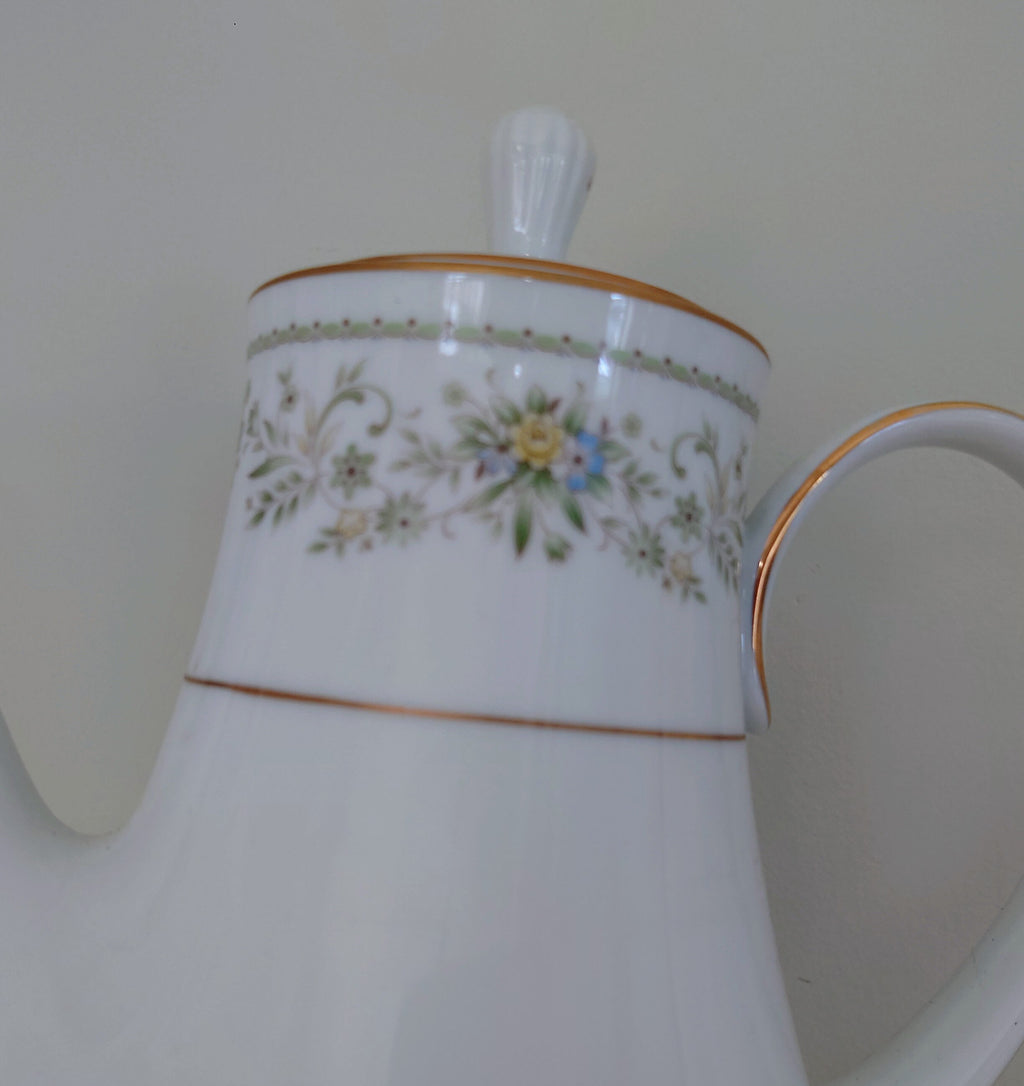 Vintage Teapot/ Coffee Pot and Sugar Bowl White Porcelain Afternoon Tea Party Noritake Green Hill china white teapot Collectable Glazed