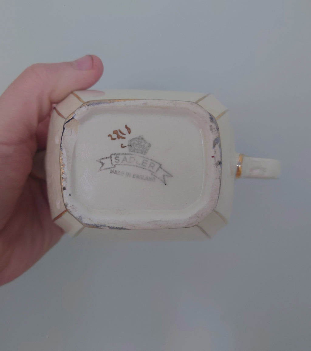 Vintage Saddler Milk Jug 1950's Mid Century Pottery Milk Jug Cream Lustre Gold Gilt Made in England Creamer