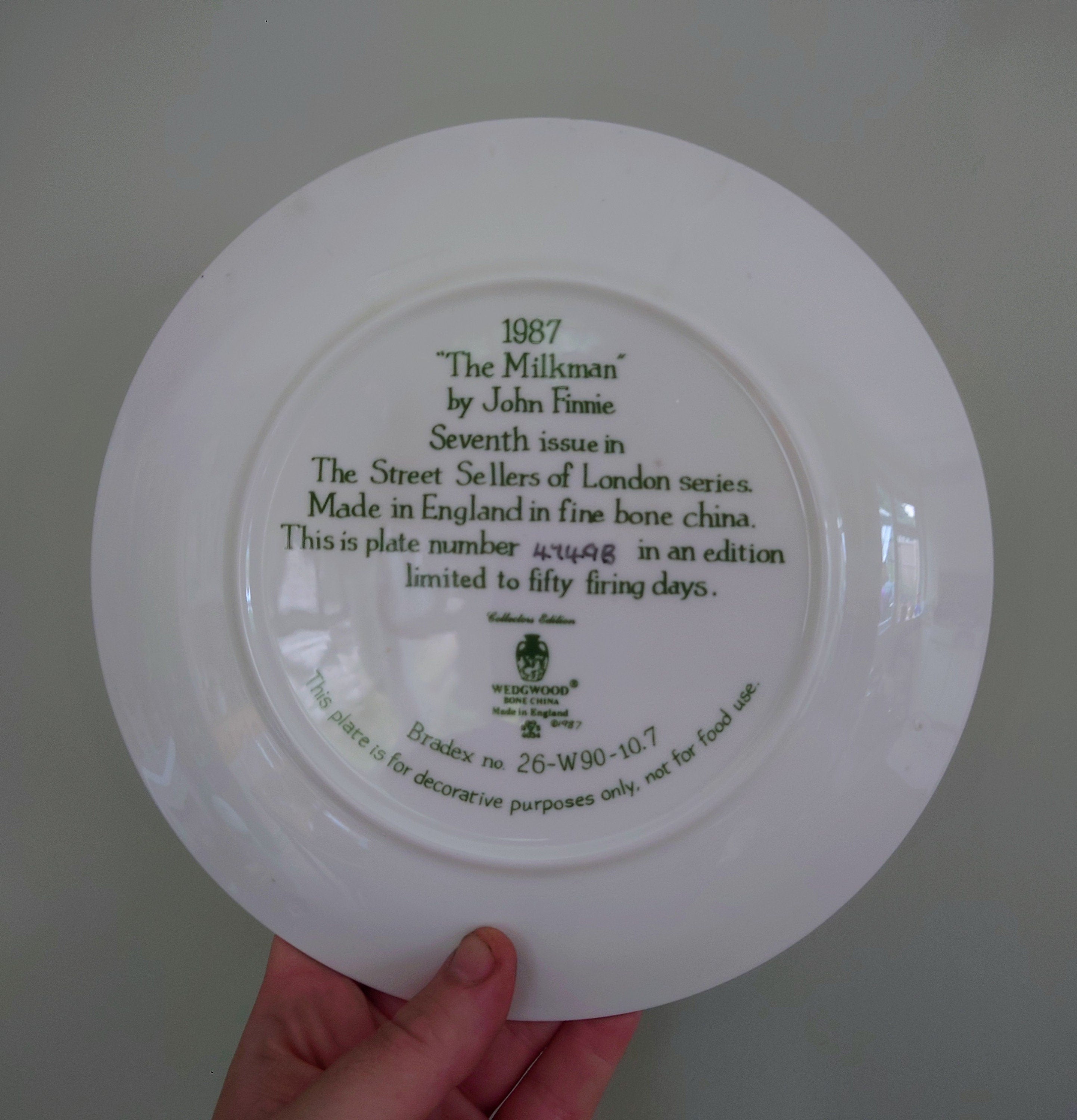 Vintage Wall Plate Wedgewood 'The Street Sellers of London Series' Fine Bone China Decorative Plate Collectable Wedgewood Boxed Plate 1987
