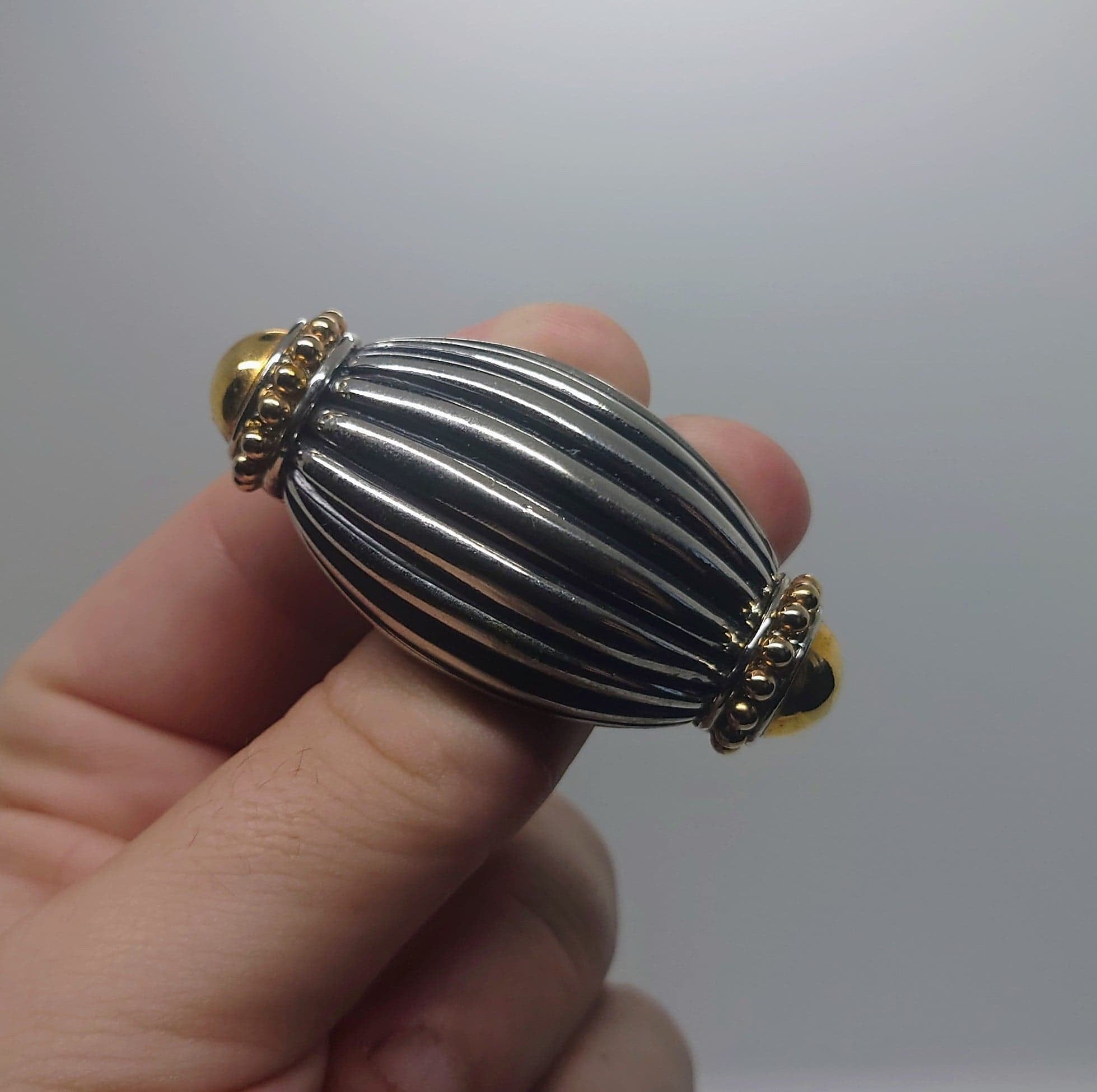 Vintage Silver Brooch Swirl Shell Pin Costume Jewellery Jewelry Silver tone Metal Bulky Shell Pin Brooch