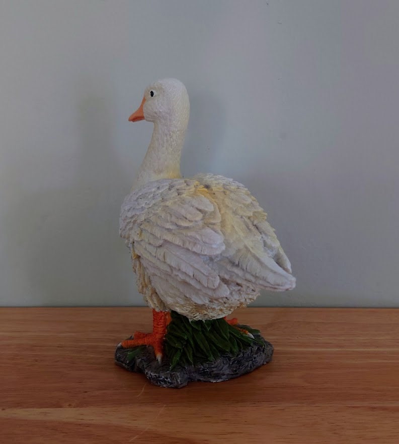 Vintage Duck/Goose  Figurine Kitsch Duck sculpture Farmyard Animal Kitchen Décor Country Cottage Heavy Resin