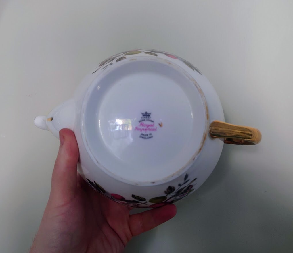 Vintage Gold Gilt Teapot Pearlized Lustre  Floral Design Pattern Afternoon Tea Party Mid Century Porcelain China Teapot 1950s Vintage Teapot
