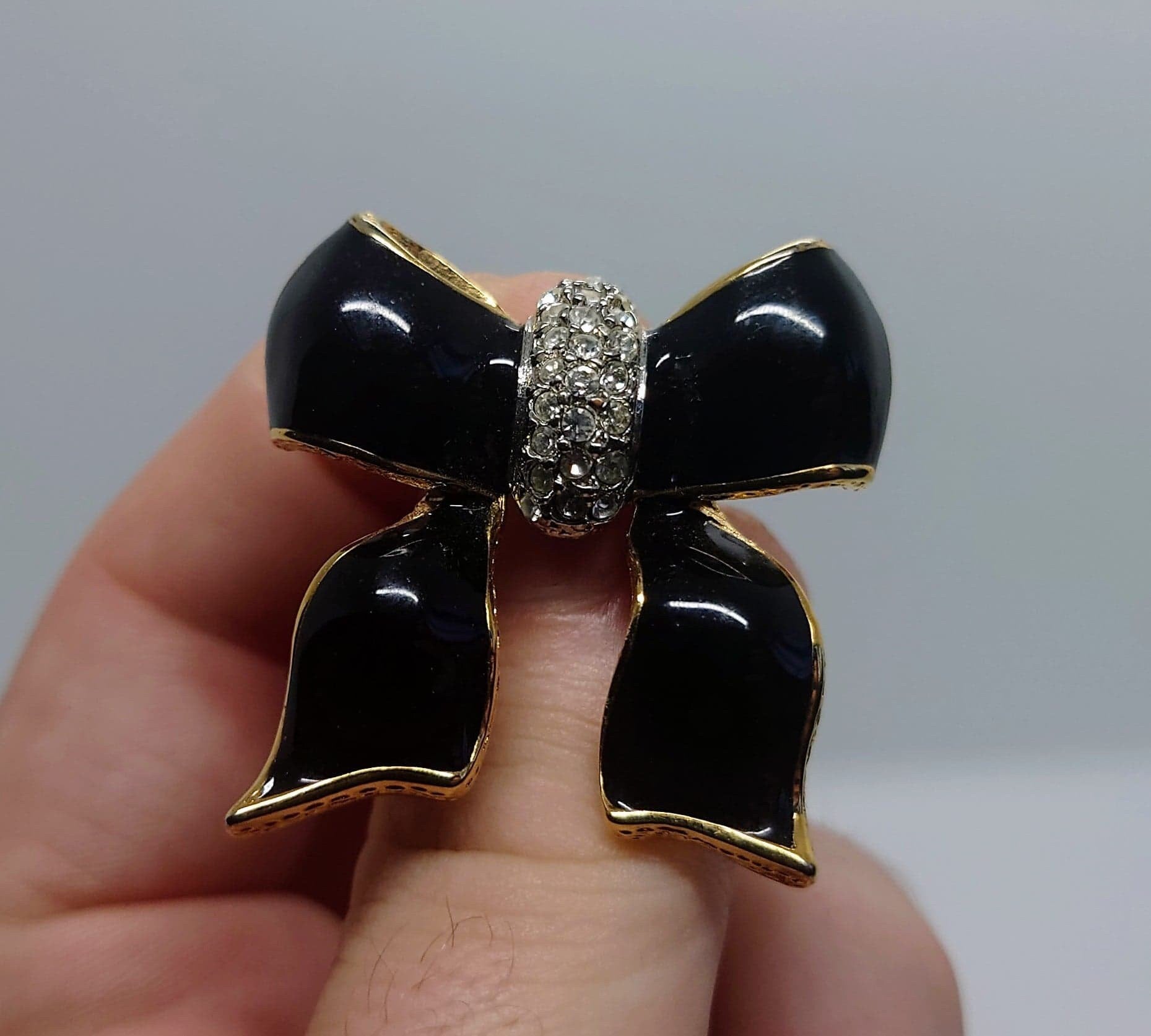 Ribbon Pin Vintage Pin Gold and Black Bow Brooch Pin Rhinestone Diamond Costume Jewellery Jewelry  Ribbon Bow