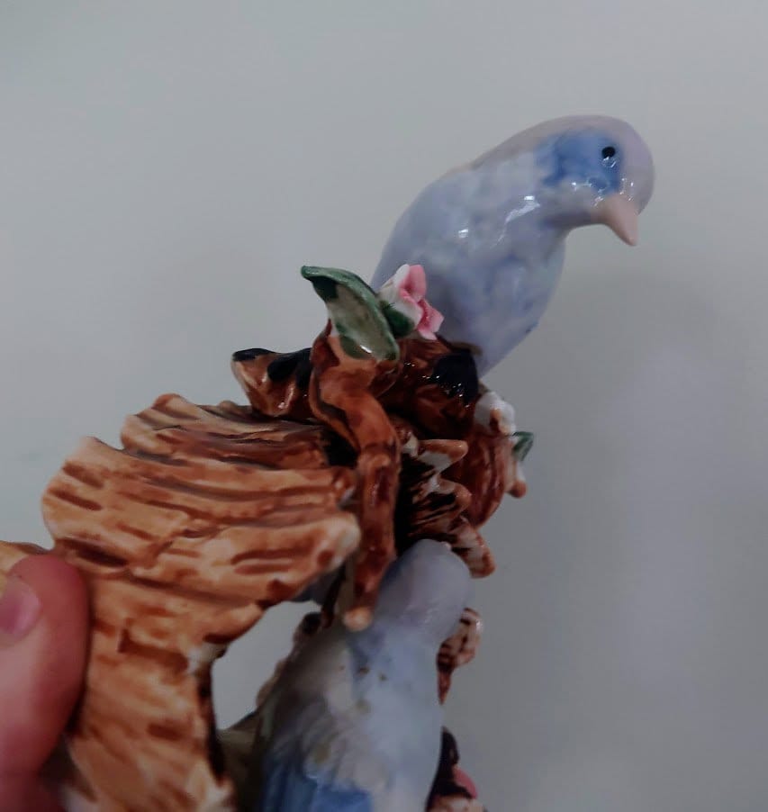 Vintage Bird Figurine on Log Collectable Birds Porcelain Birds Mother and Chick Floral Leaves and Log Figurine Lladro style Bird Figurine