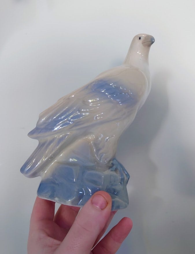 Vintage Hawk Bird Figurine Ceramic Bird of Pray Figure Bird Ornament Hawk/Eagle  Bird Statue Harris's hawk Blue and White Lladro Style