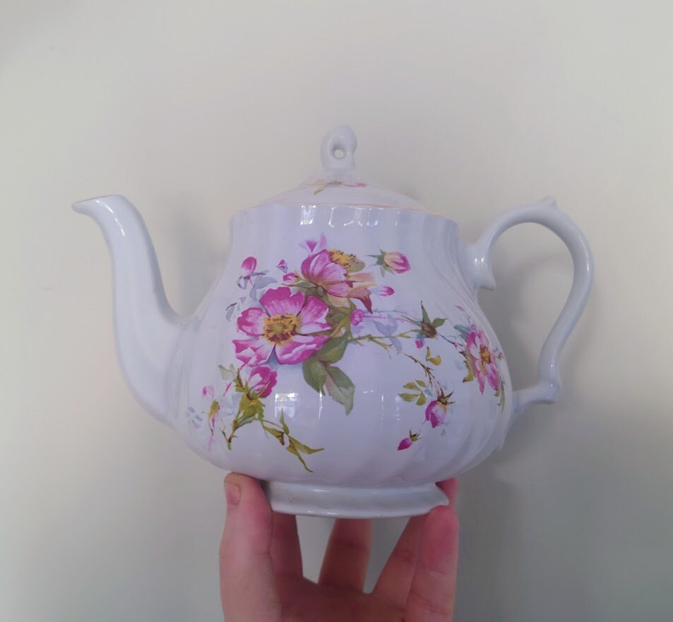 Vintage Teapot Floral Pink, Yellow Flowers, Swirl Collectable Decorative Teapot Gold Gilt Afternoon Tea Rayware White and Pink Teapot