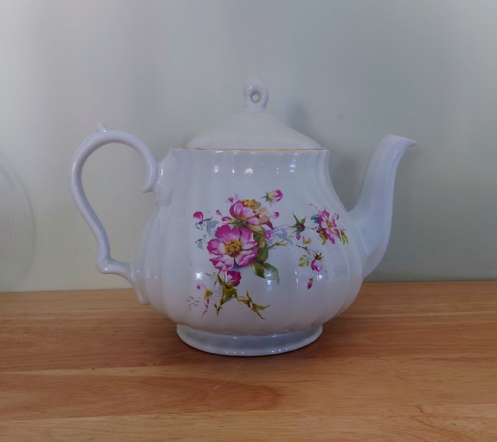 Vintage Teapot Floral Pink, Yellow Flowers, Swirl Collectable Decorative Teapot Gold Gilt Afternoon Tea Rayware White and Pink Teapot