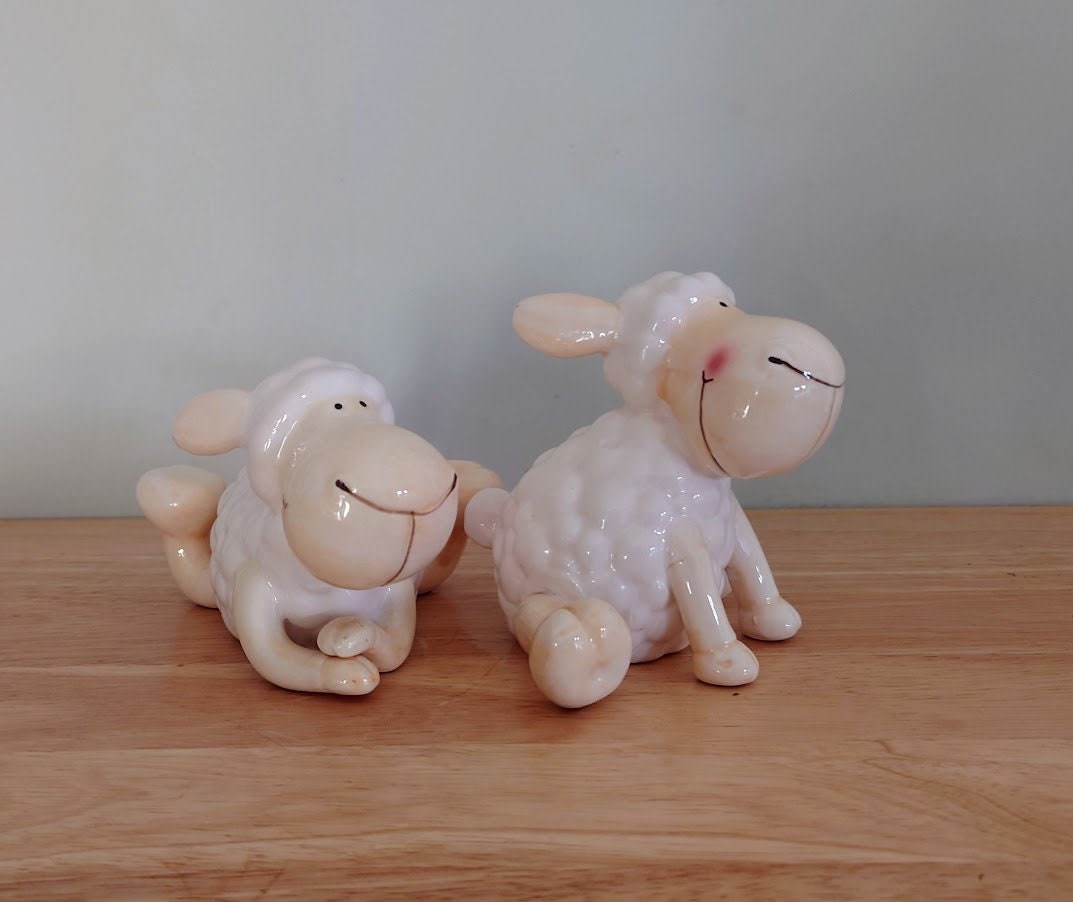 Sheep Figurine Set of 2 Ceramic Sheep Figures Kitsch Sheep Cute Lamb Baby Animal Farm Yard Ceramic Ornament  Sheep Children's Nursery Décor