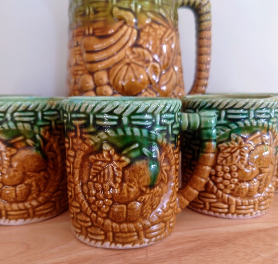 Vintage Jug Earthenware Majolica Style Made in Italy Jug and Cup Pitcher Set  Cocktail Jug, Juice Pitcher Pottery Jug Fruit Ceramic Pattern
