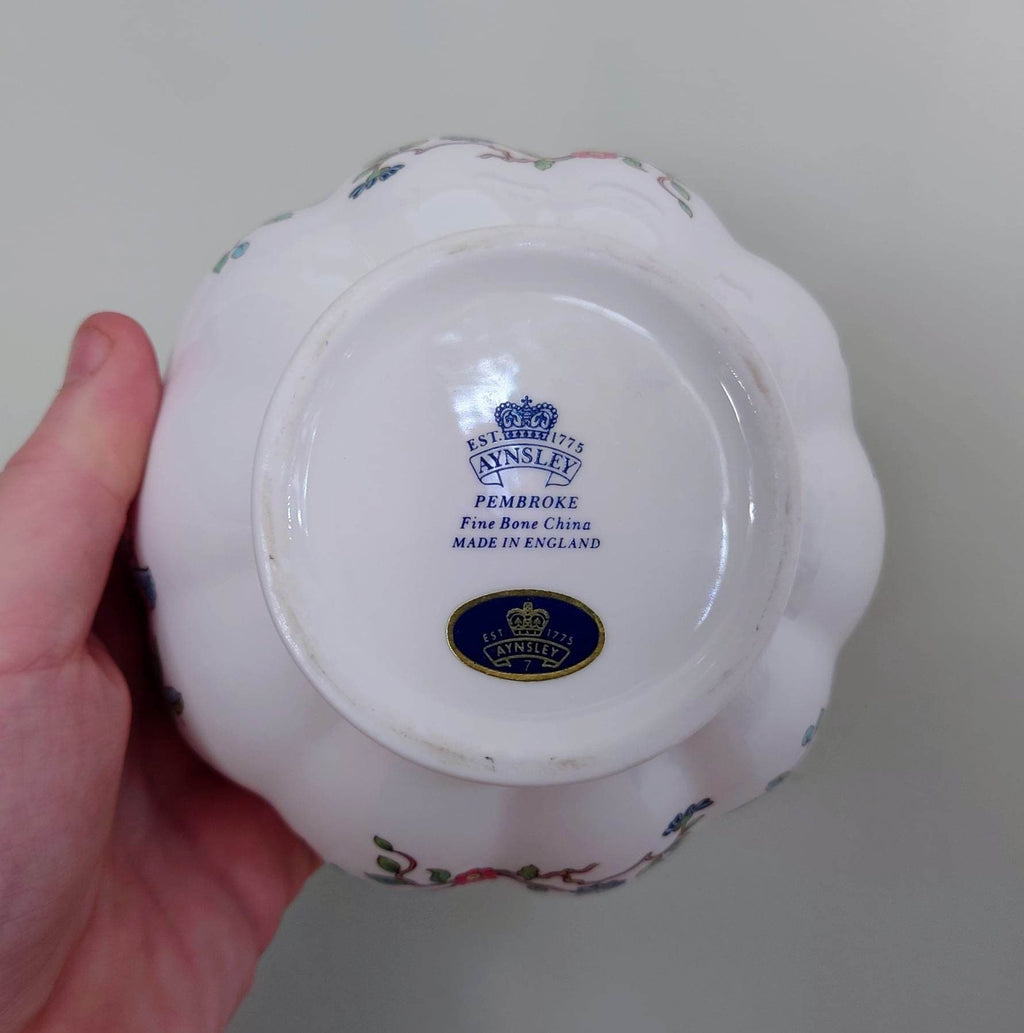 Aynsley Bowl Pembroke (Gold Trim) 5"All Purpose (Sugar) Bowl Fine Bone China Porcelain Made in England Pembroke Pattern Collectable Vintage