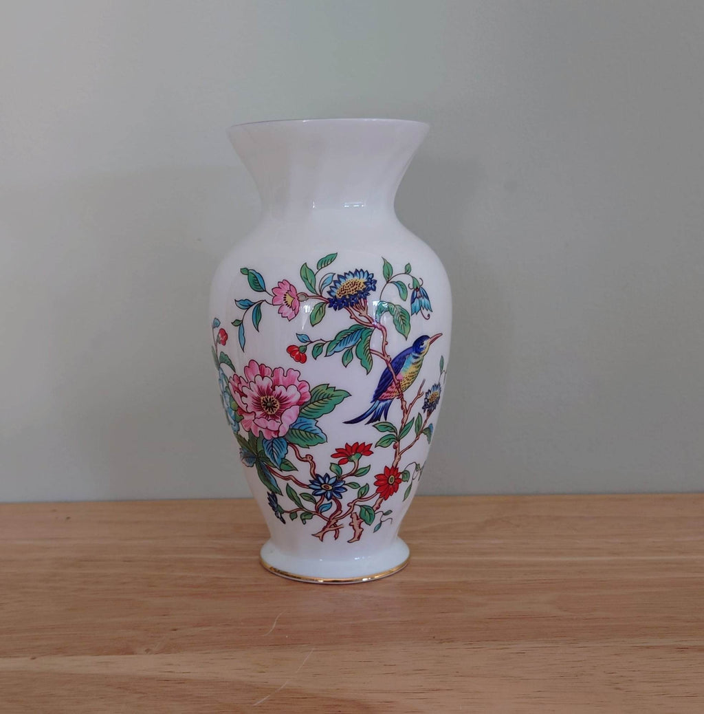Aynsley Spiral Vase Pembroke  Fine Bone China Porcelain Made in England Pembroke Pattern Collectable Vintage