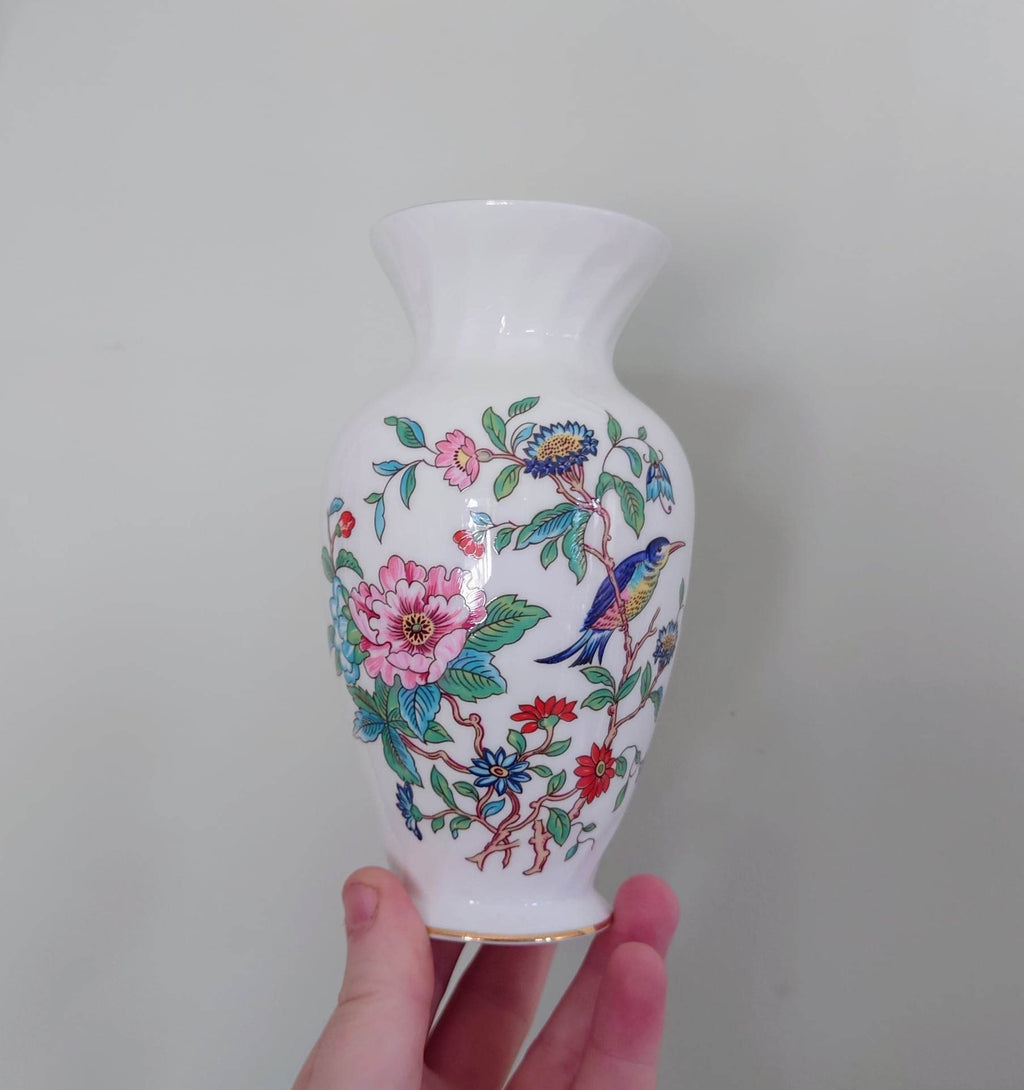 Aynsley Spiral Vase Pembroke  Fine Bone China Porcelain Made in England Pembroke Pattern Collectable Vintage