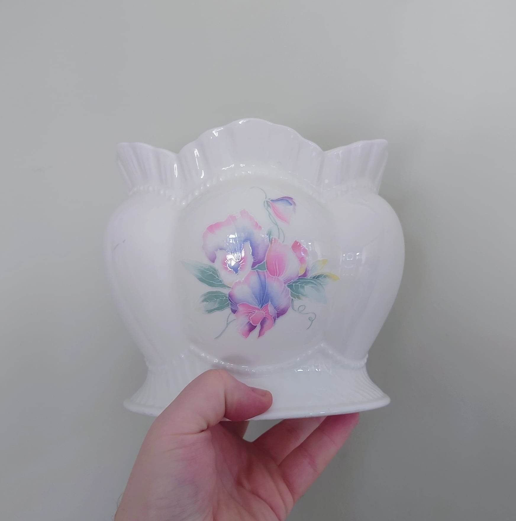 Aynsley - Little Sweetheart -  Planter Bowl Large Fine Bone China Porcelain Made in England Pattern Collectable Vintage Plant Pot