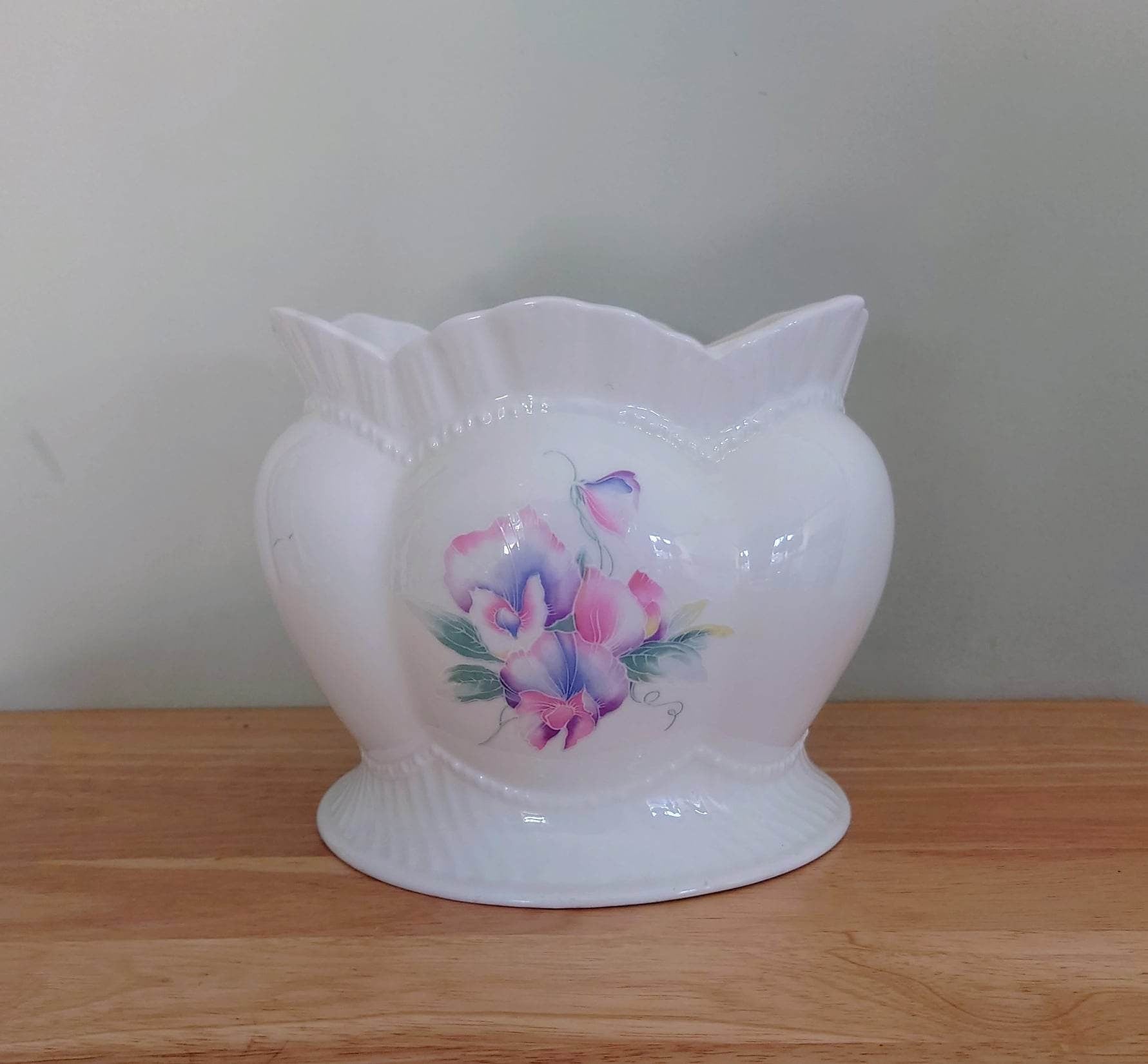 Aynsley - Little Sweetheart -  Planter Bowl Large Fine Bone China Porcelain Made in England Pattern Collectable Vintage Plant Pot