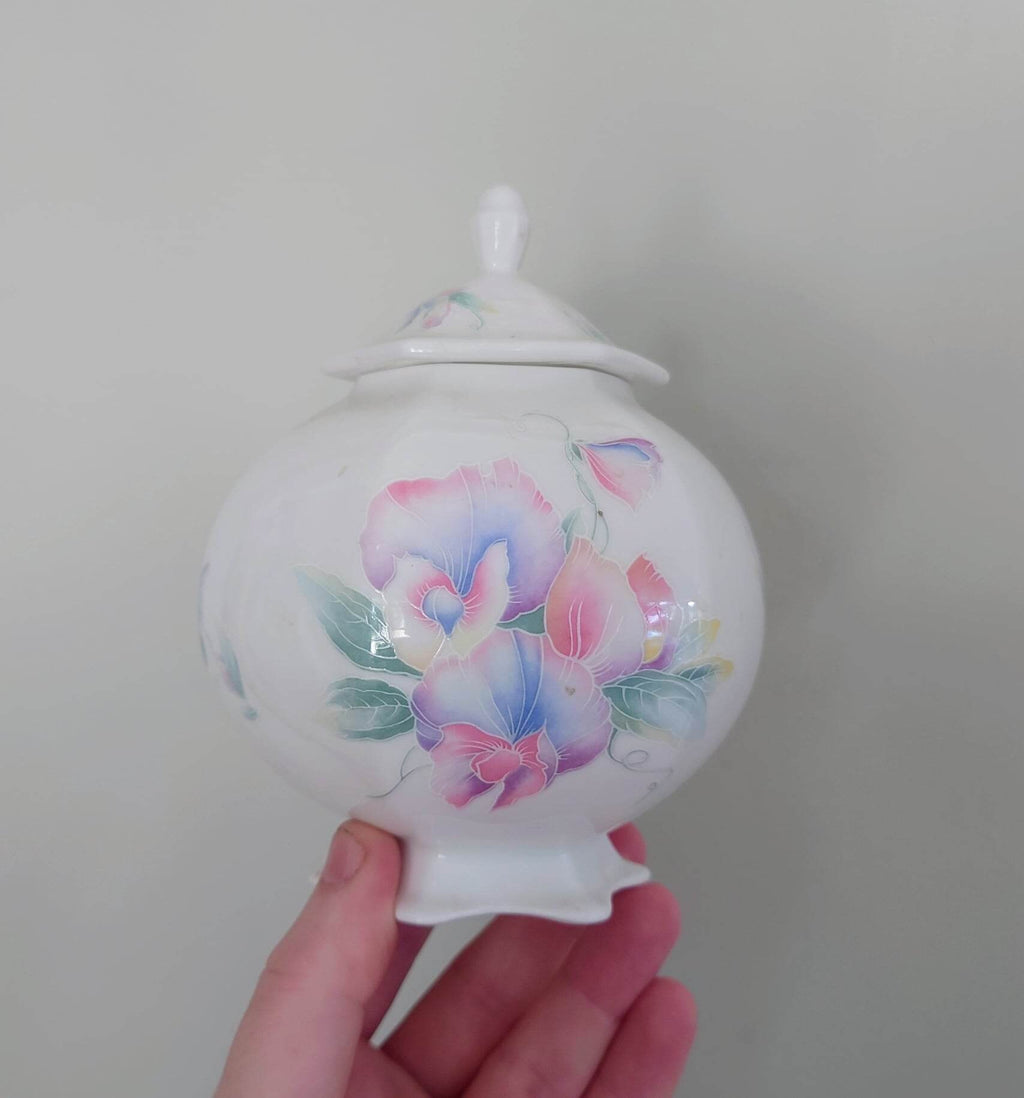 Little Sweetheart Spice Jar Fine Bone China Porcelain Made in England Little Sweetheart  Pattern Collectable Vintage 4 1/2"