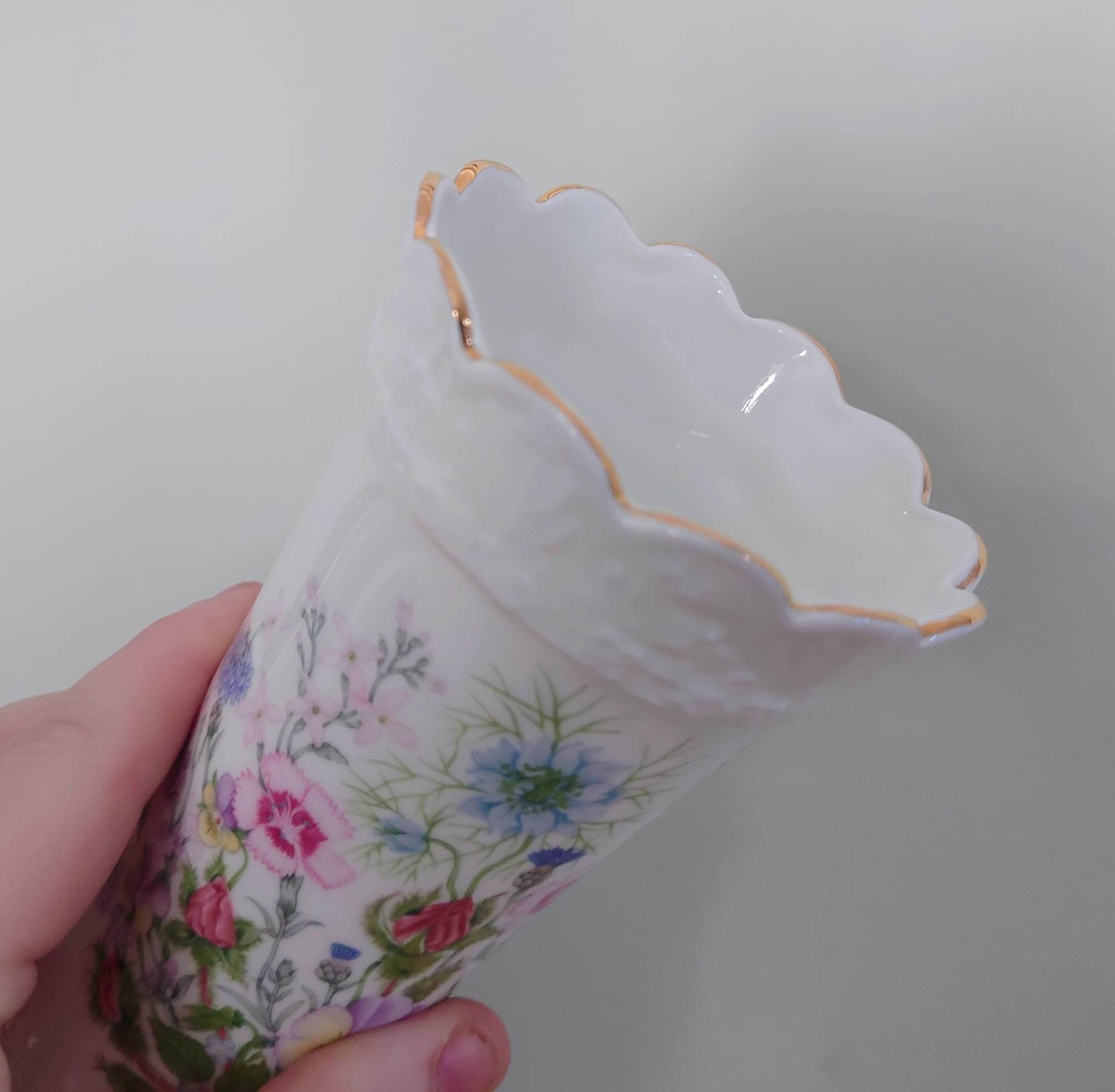 Wild Tudor Aynsley 6" mayfair Vase Porcelain Made in England Wild Tudor Pattern Collectable Vintage Fine Porcelain Ceramic Floral Vase