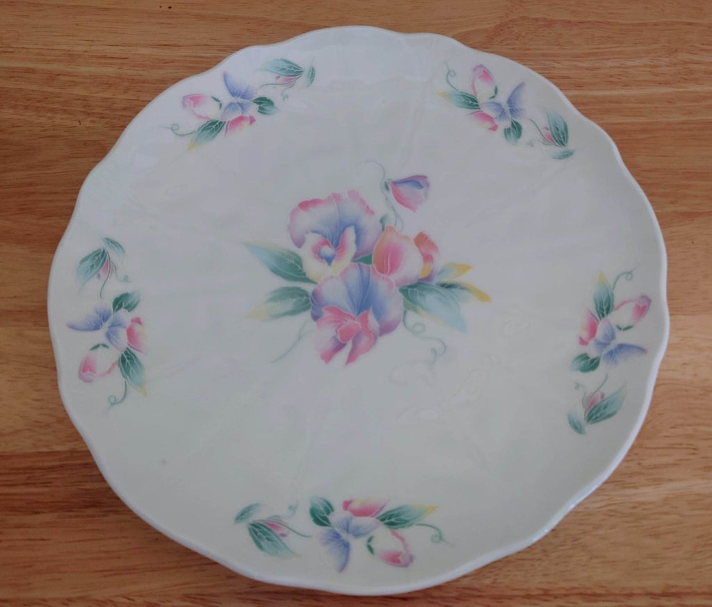 Flat Cake Plate/Cheese Plate little sweetheart Fine Bone China Porcelain Made in England little sweetheart Pattern Collectable Vintage Plate