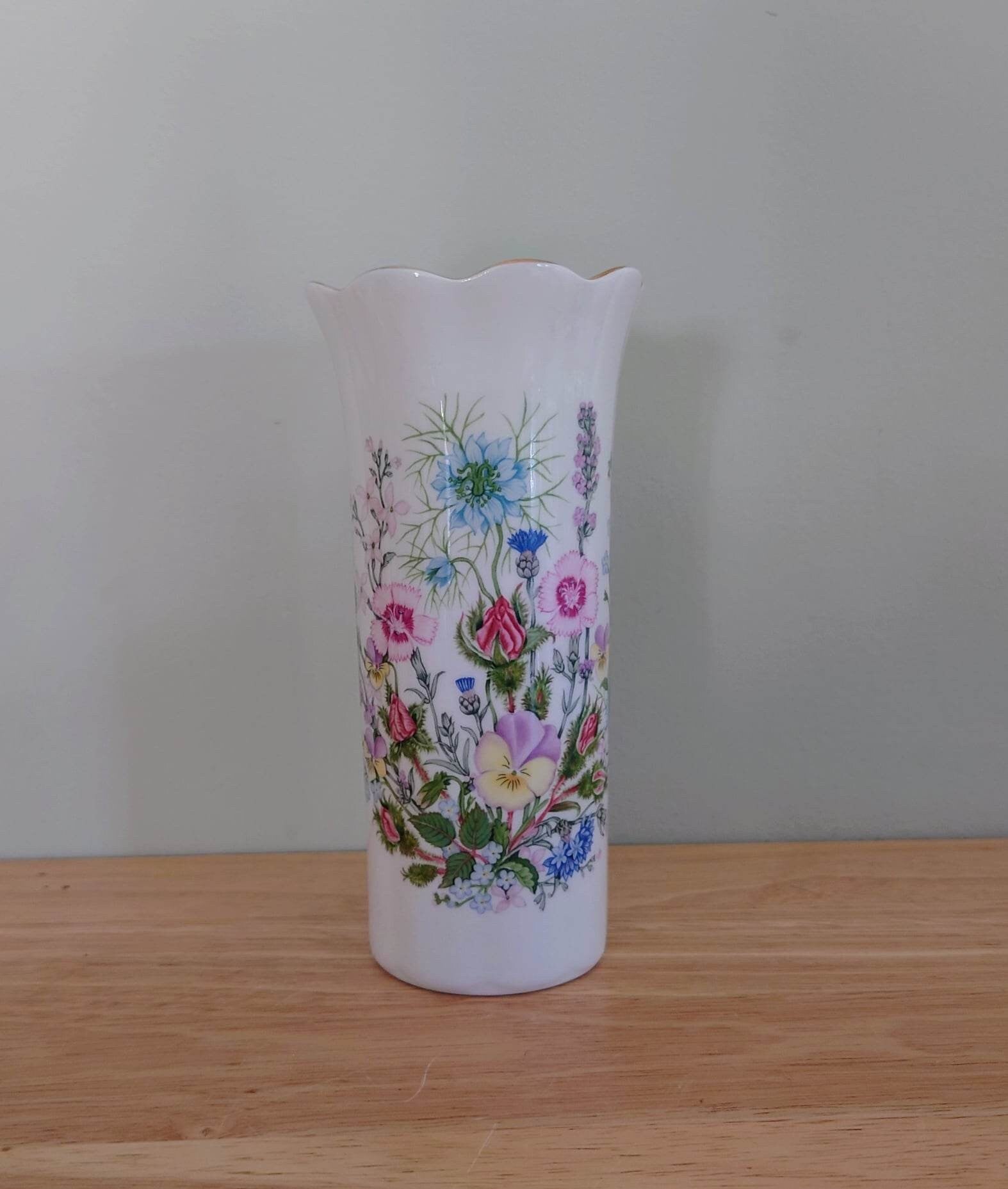 Wild Tudor Aynsley 6" mayfair Vase Porcelain Made in England Wild Tudor Pattern Collectable Vintage Fine Porcelain Ceramic Floral Vase