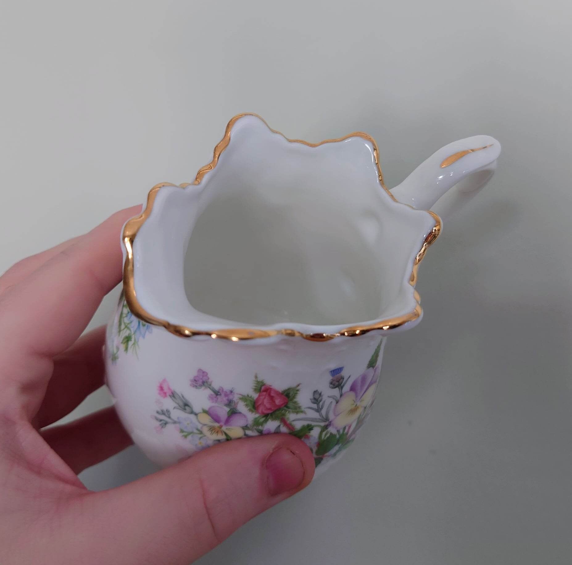 Aynsley 12 Oz  4'' Milk Jug Wild Tudor Fine Bone China Porcelain Made in England Wild Tudor Pattern Collectable Vintage Jug Décor