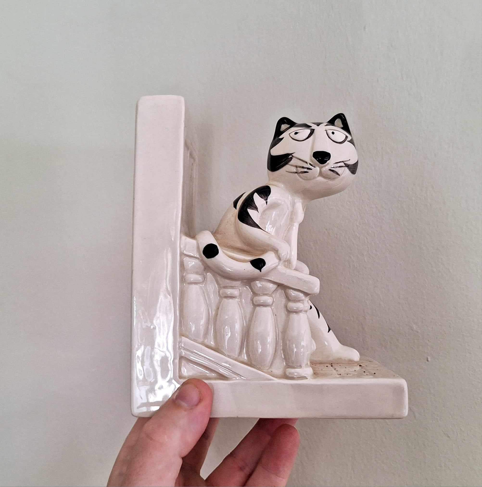 Vintage Takahashi “The Joy Of Cats Ceramic Bookends Figurines Made In Japan Cat bookends Ceramic Kitsch Girl and Boy Cat Ceramic Ornament