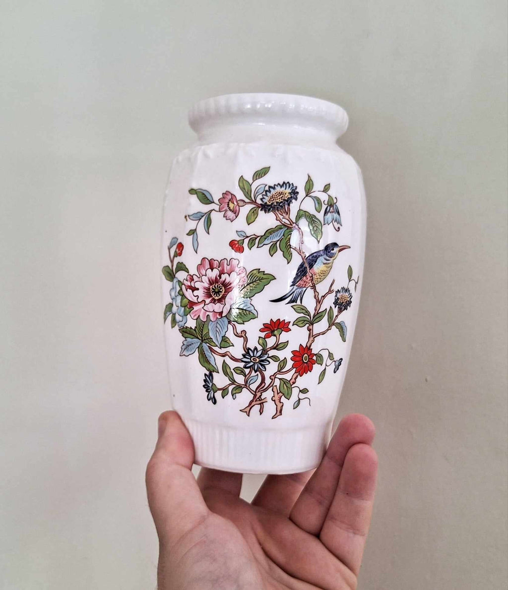Aynsley 10" Vase Pembroke (Gold Trim)  Fine Bone China Porcelain Made in England Pembroke Pattern Collectable Vintage