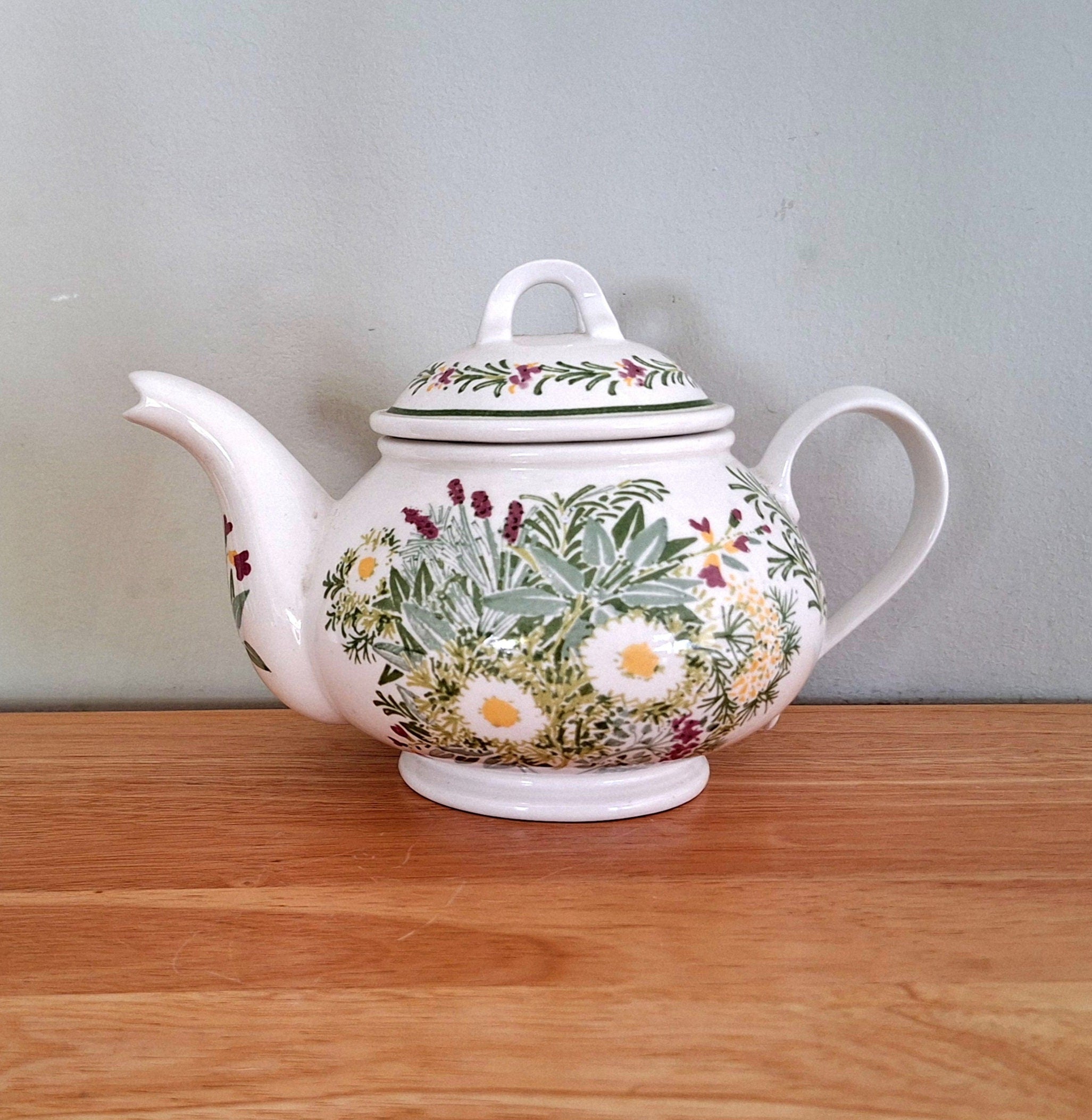 Ceramic Teapot Portmeirion The National Trust Garden Herbs England, Hand Painted Teapot, Afternoon Tea English Porcelain China Teapot