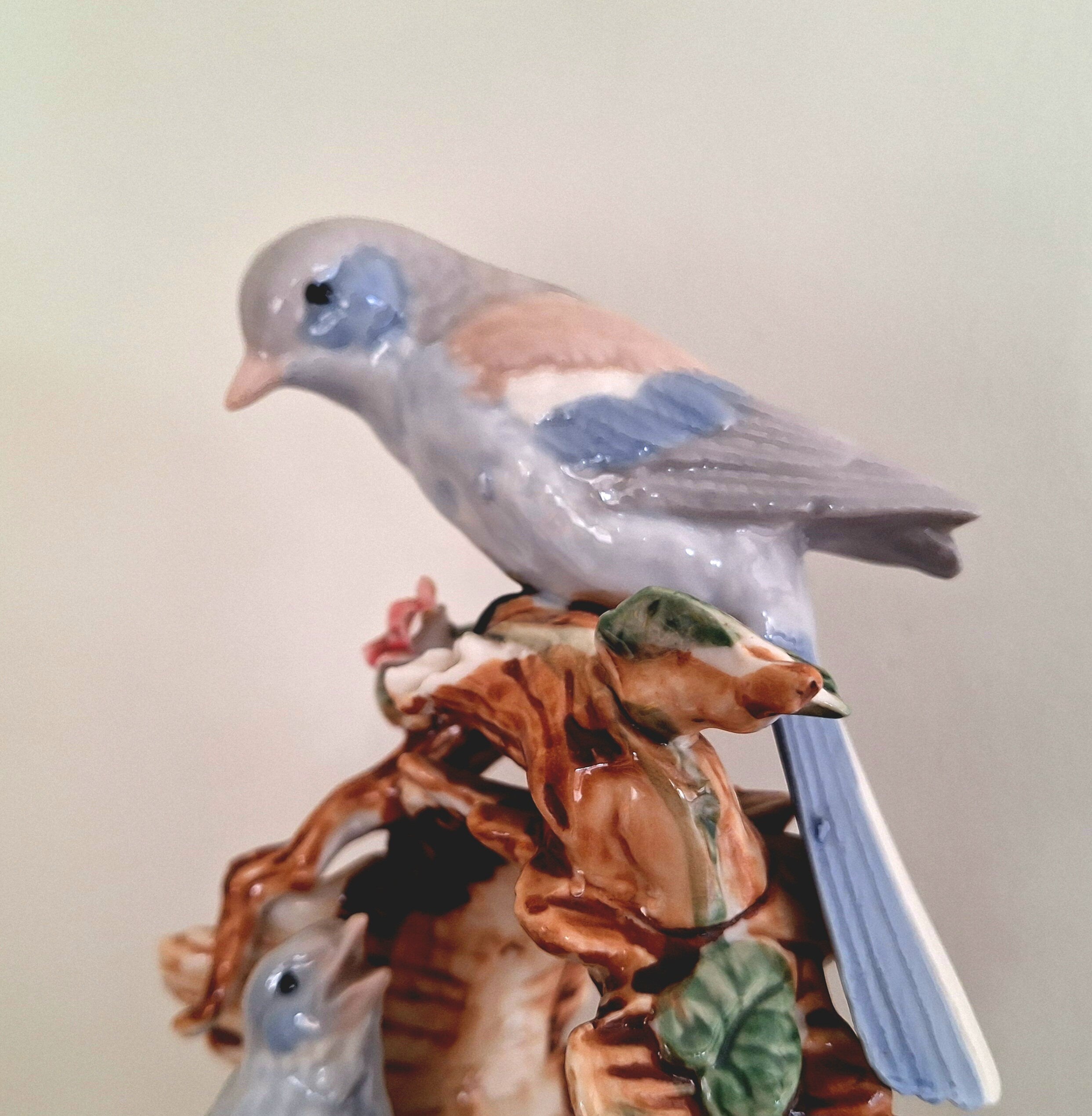 Vintage Bird Figurine on Log Collectable Birds Porcelain Birds Mother and Chick Floral Leaves and Log Figurine Lladro style Bird Figurine