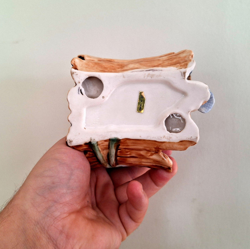 Vintage Bird Figurine on Log Collectable Birds Porcelain Birds Mother and Chick Floral Leaves and Log Figurine Lladro style Bird Figurine
