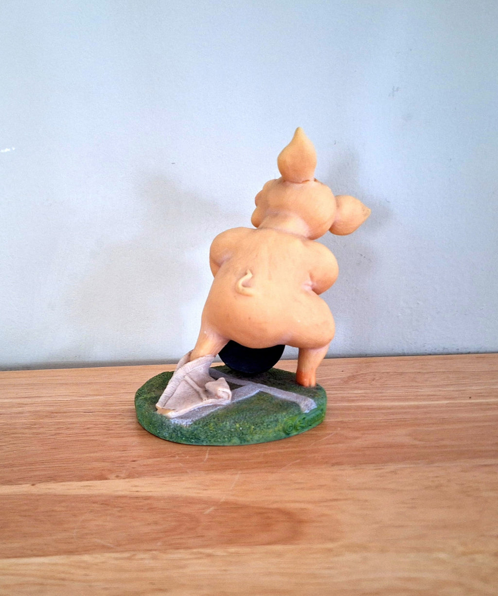Vintage Pig Figurine Pigtails Collectable Pig Ornament Kitsch Pig Statue Pig  Retired Piggin 'The Boss'
