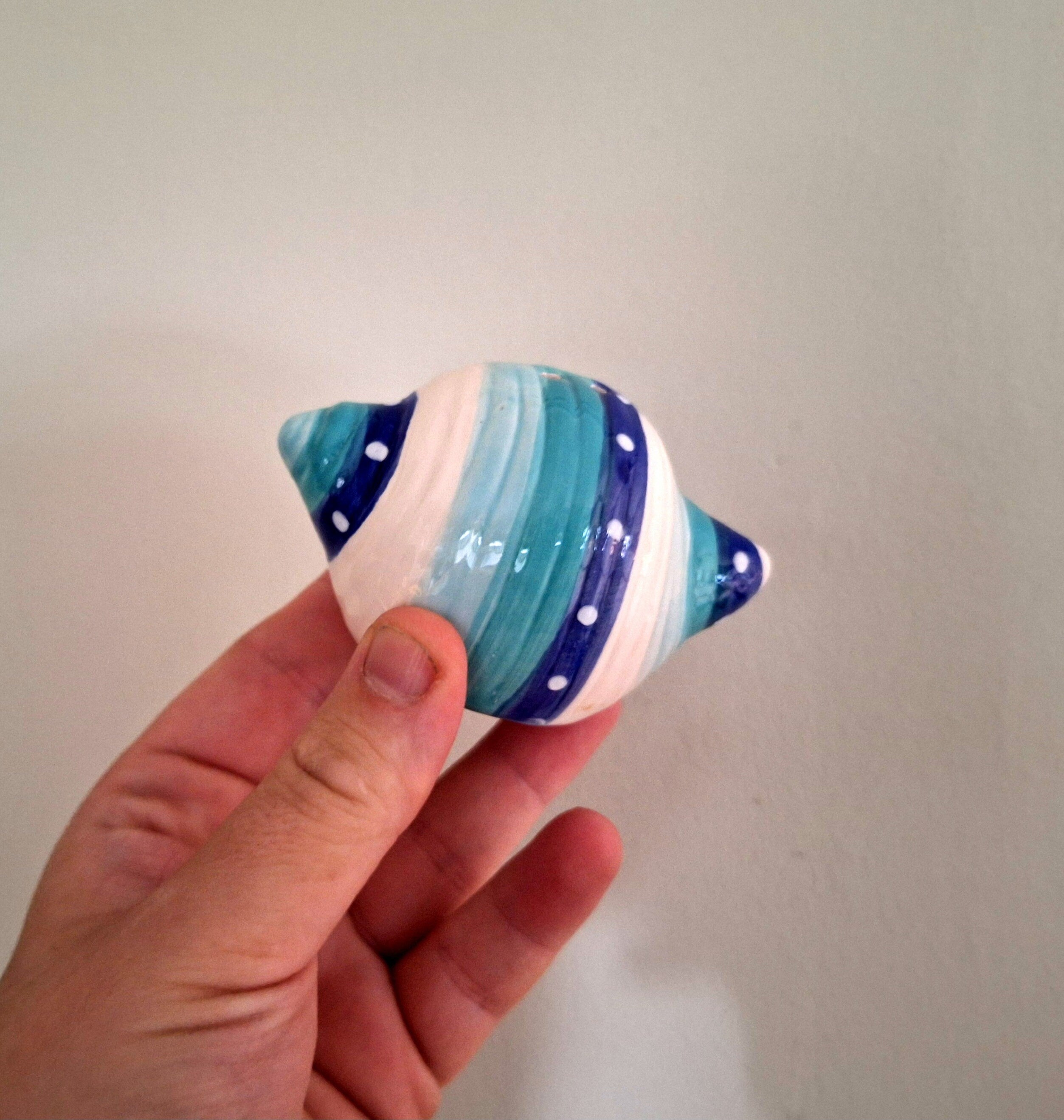 Vintage Sea Shell Salt and Pepper Shakers  Hand-Painted Ceramic Cruets with Holder | Coastal Kitchen Decor | Collectible Tableware