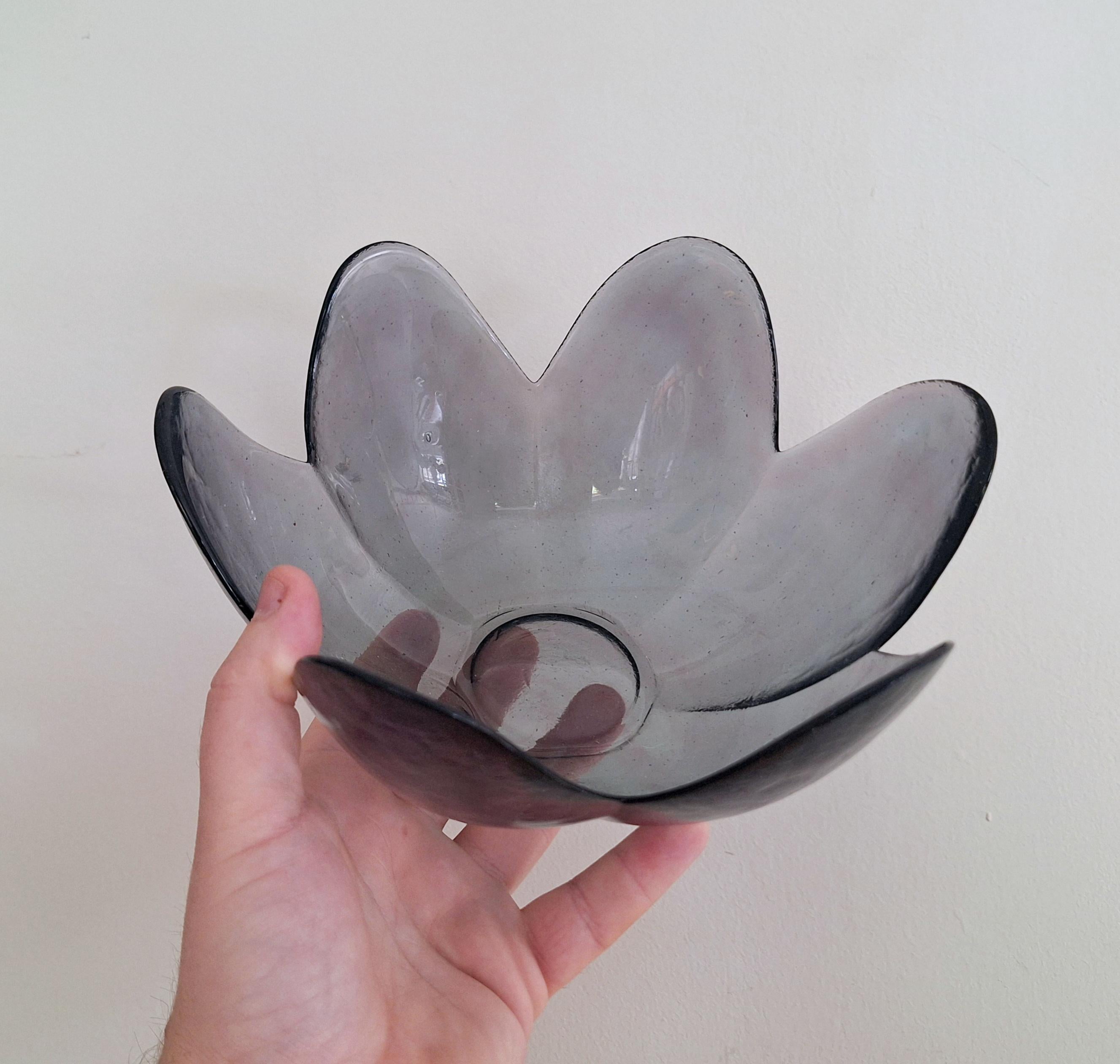 Vintage Hand-Blown Gray Flower-Shaped Glass Bowl | Textured Decorative Art Glass Bowl | Unique Vintage Flower Design