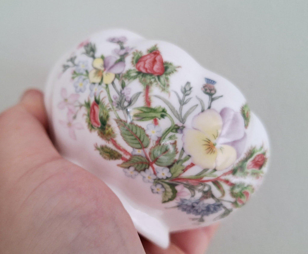 Aynsley Wild Tudor Fine Bone China Gift Bowl / Sugar Bowl  Floral Design, Handcrafted in England, Collectible Home Decor