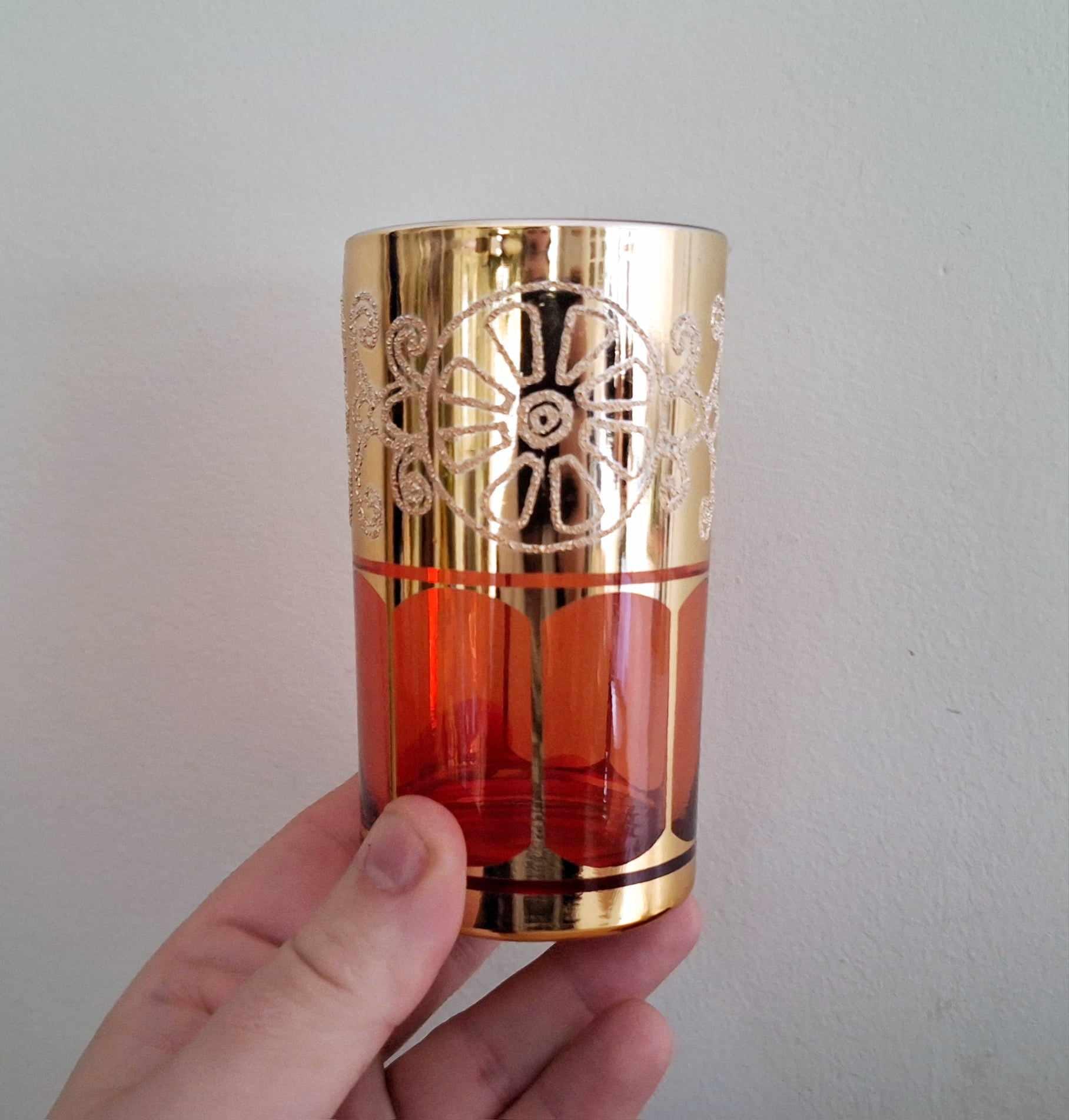 Vintage Moroccan Inspired Red and Gold Tea Glasses - Elegant Set of 6 for Tea, Decor, and Gifts  Intricate Golden Detailing - Retro Glamour!